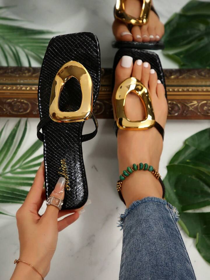 Women's Circle Gold Decorative Buckle Hollow Out Clip-Toe Flat Sandals, Summer Holiday Style Ligh... | SHEIN