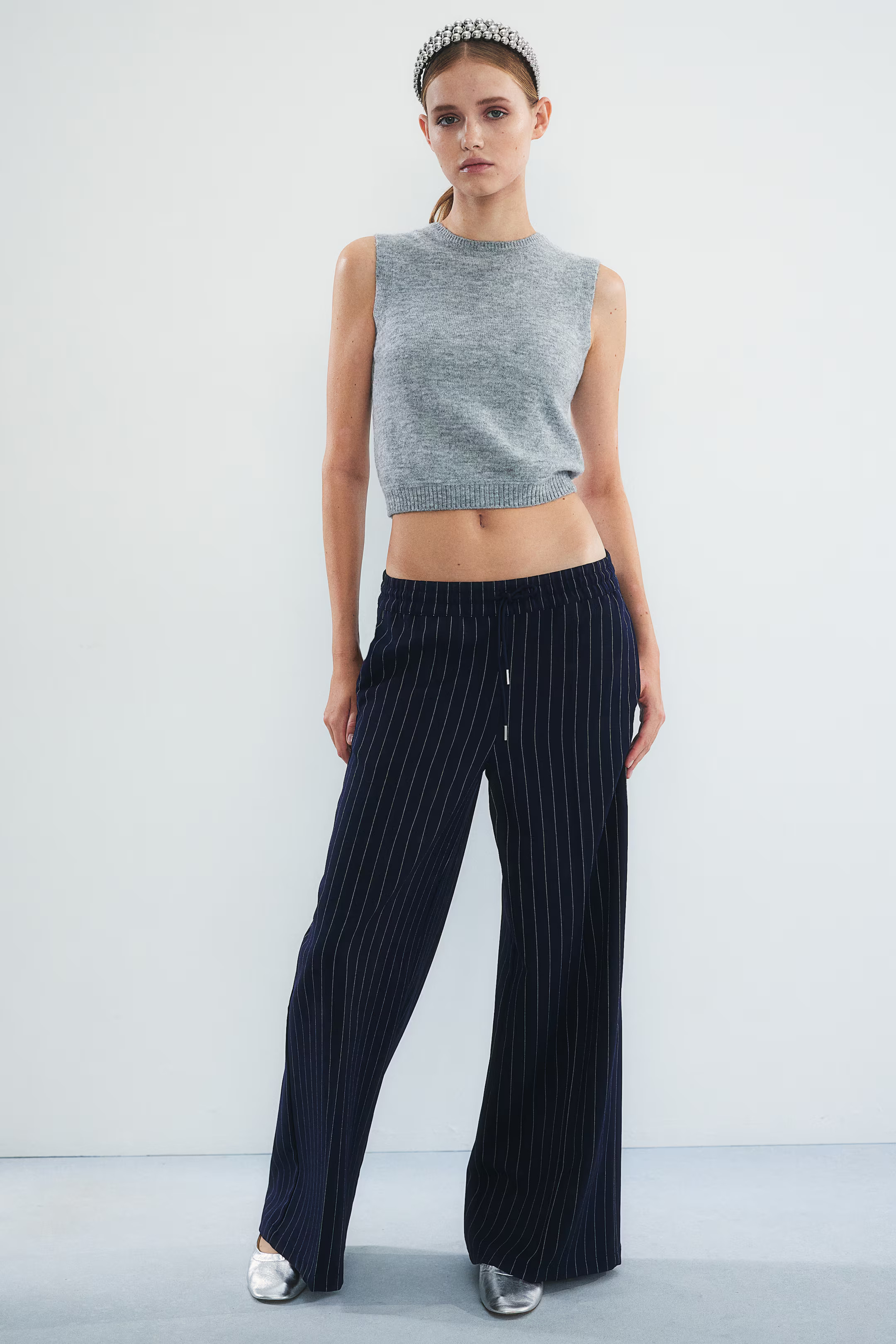Wide-cut Pull-on Pants - Navy blue/pinstriped - Ladies | H&M US | H&M (US + CA)