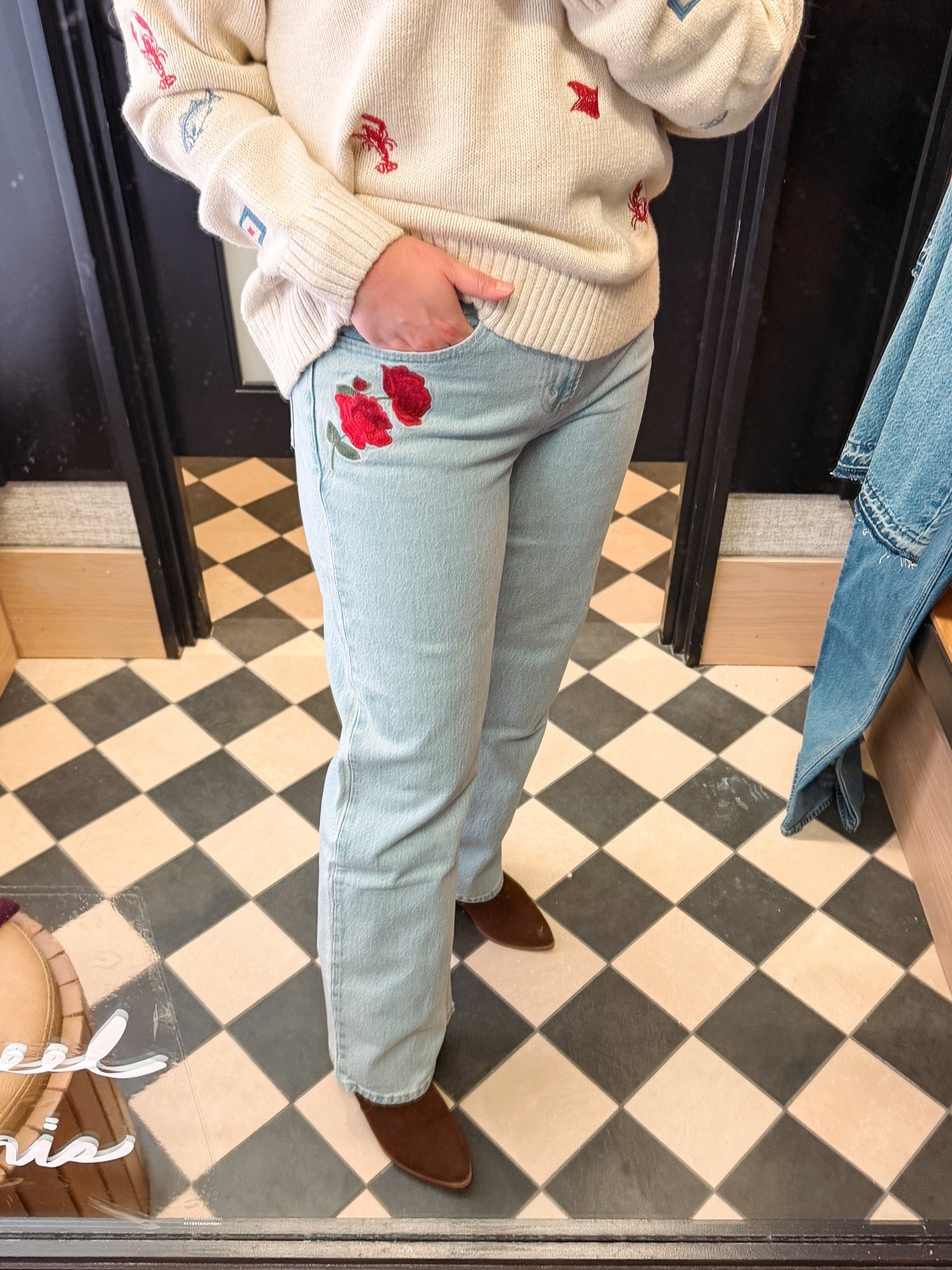 Spring denim, @abercrombie jeans, straight leg, high rise, fit tts

#LTKSaleAlert #LTKootd #LTKSeasonal