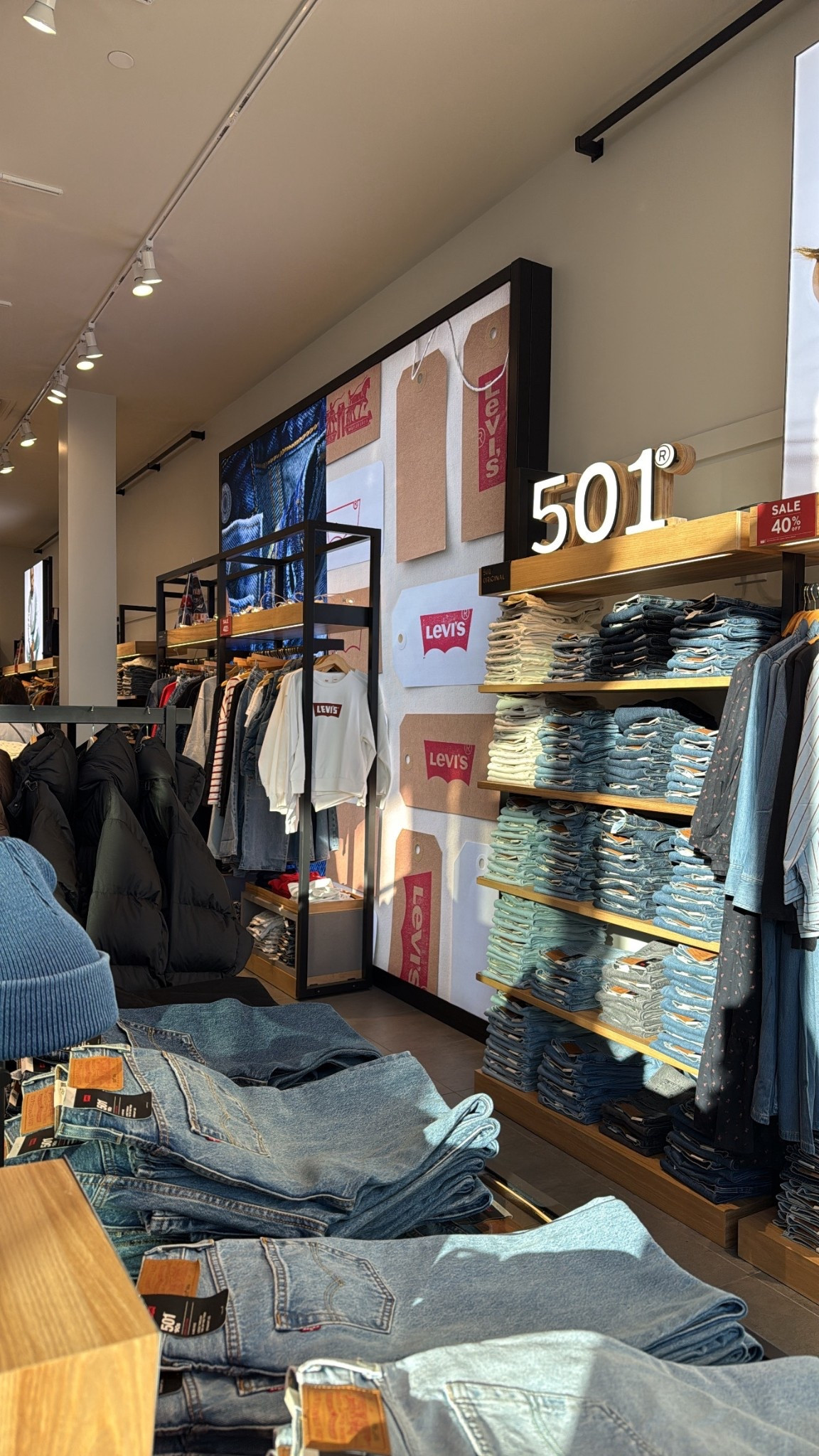 Best time to get your new favorite jeans 💙 these 501 jeans are sooo flattering on! And they’re on sale!

#LTKFindsUnder100 #LTKPetite #LTKCyberWeek