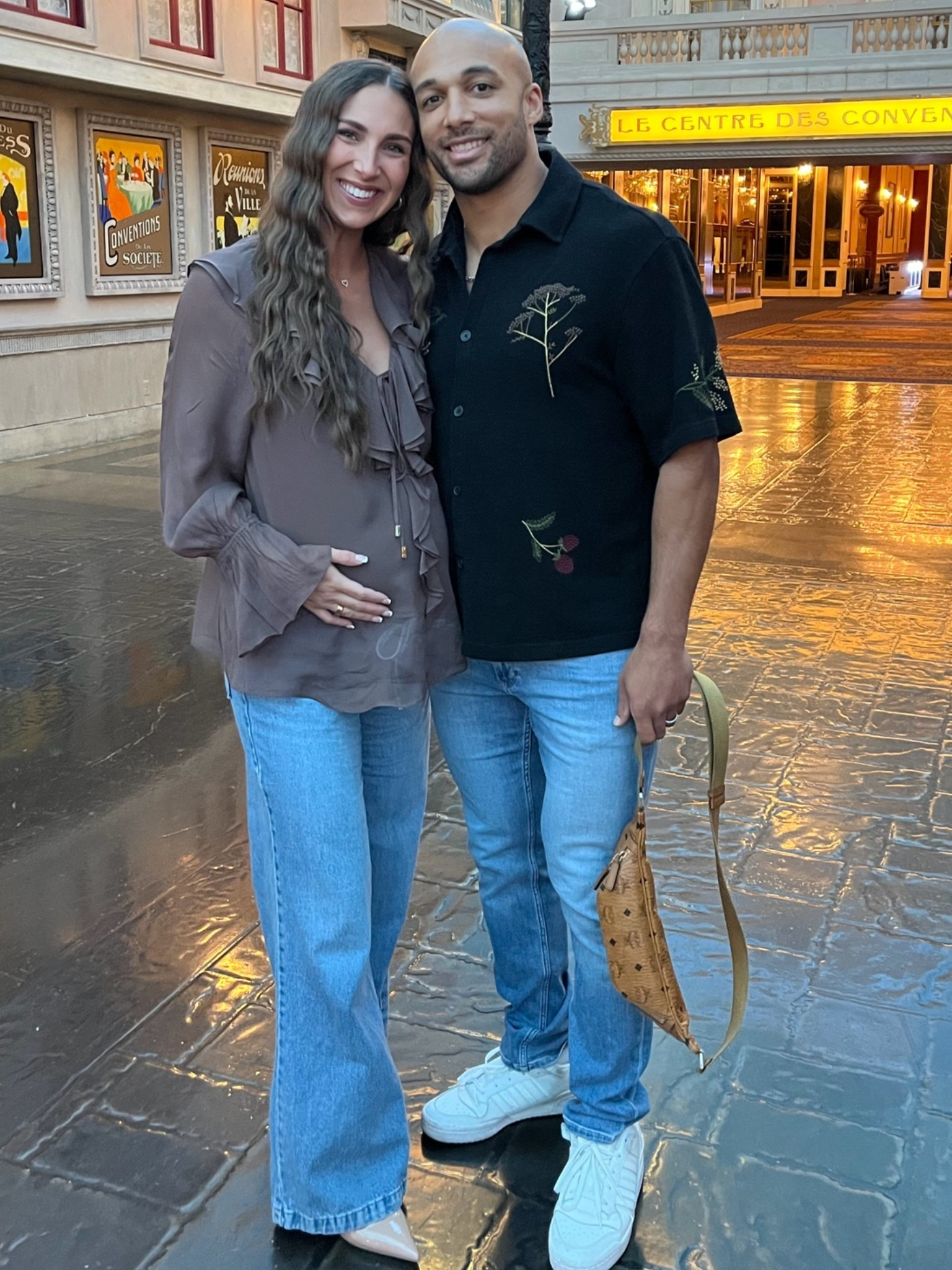 Date night outfits for him and her ✨ Absolutely love this blouse from Guess! Perfect for the bump too! And of course drawstring jeans!!! 👏🏼

#LTKootd #LTKBump #LTKgrwm