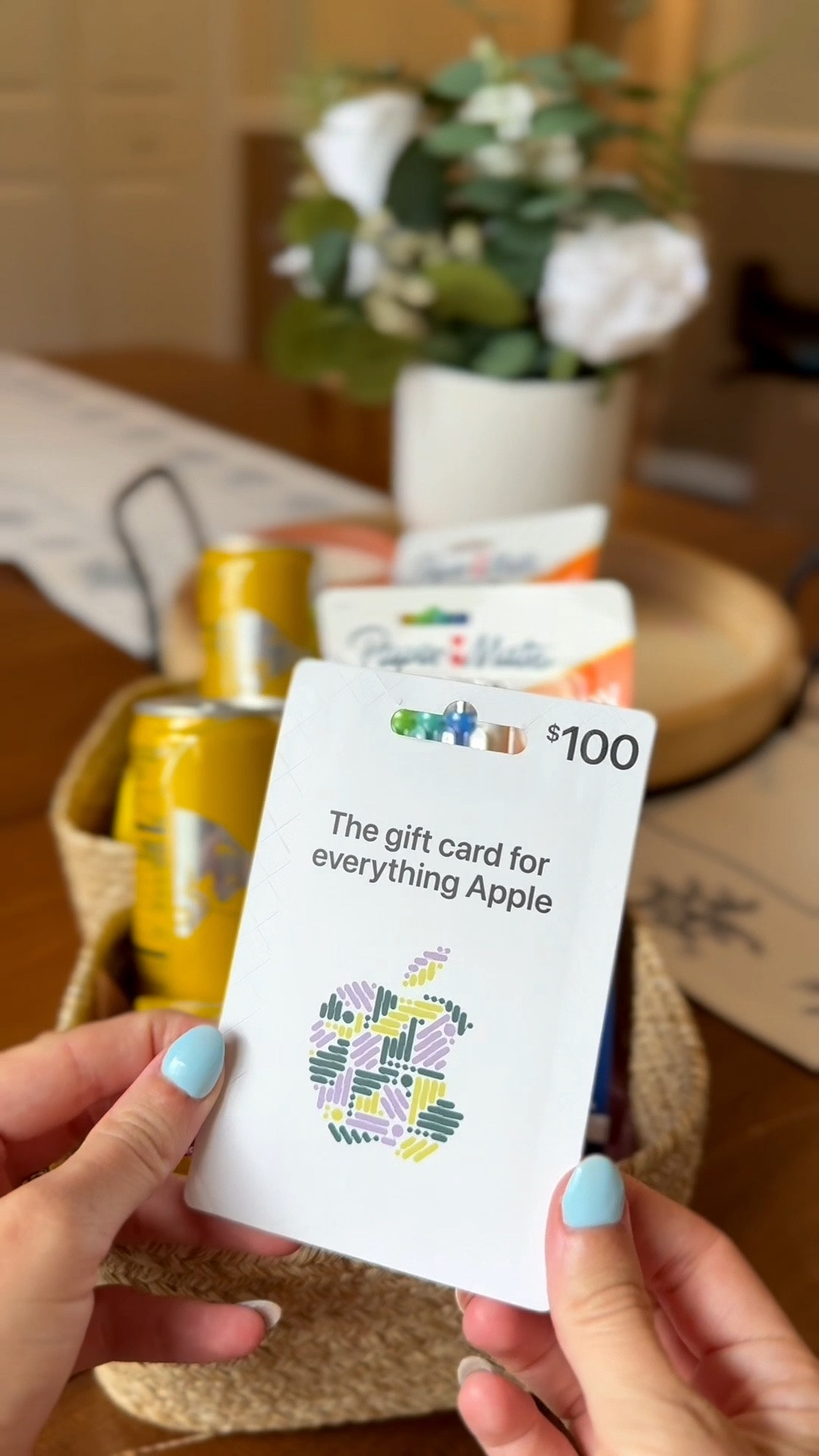 #ad What better way to say thank you to those tutoring my kids this summer! 🤍 We included Apple Gift Card from @target because it’s such an easy way to gift something they’ll actually use and enjoy- like on their favorite apps or games. #targetpartner #backtoschool #momlife #targetfinds #liketkit