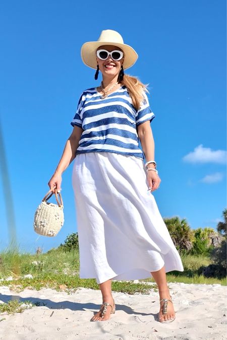 Blue and white outfit 

Wearing a medium in everything.

#patrioticoutfit
#usaoutfit
#memorialday
#july4th




#LTKFindsUnder100 #LTKSeasonal #LTKOver40