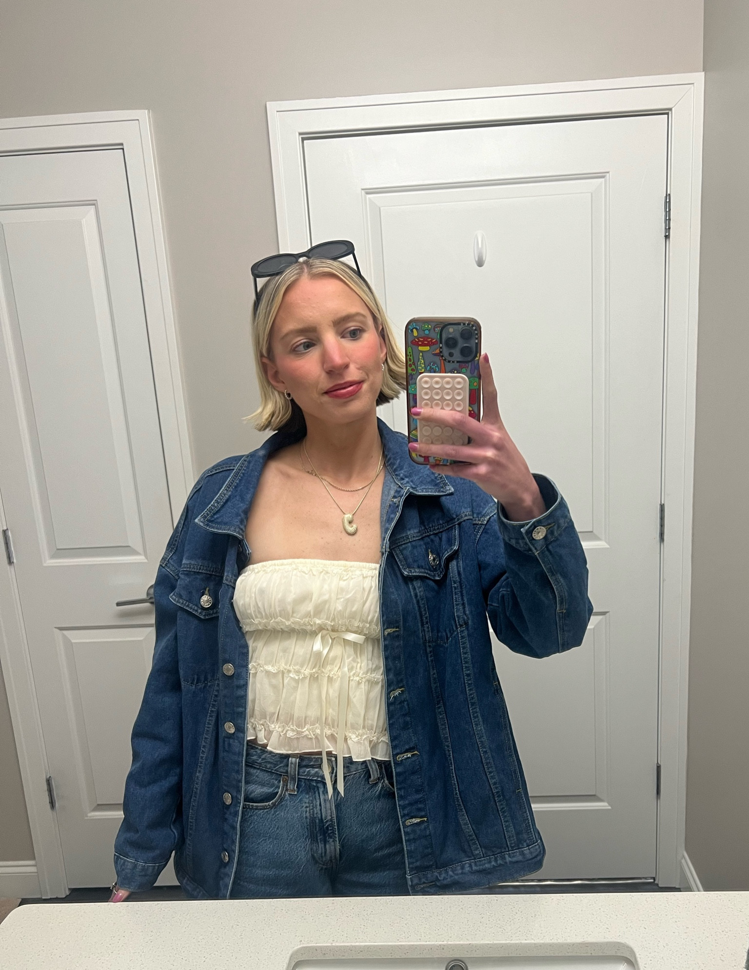 Size small top
Size medium jacket (runs big as is)
25 jeans

#LTKgrwm #LTKTravel #LTKSaleAlert