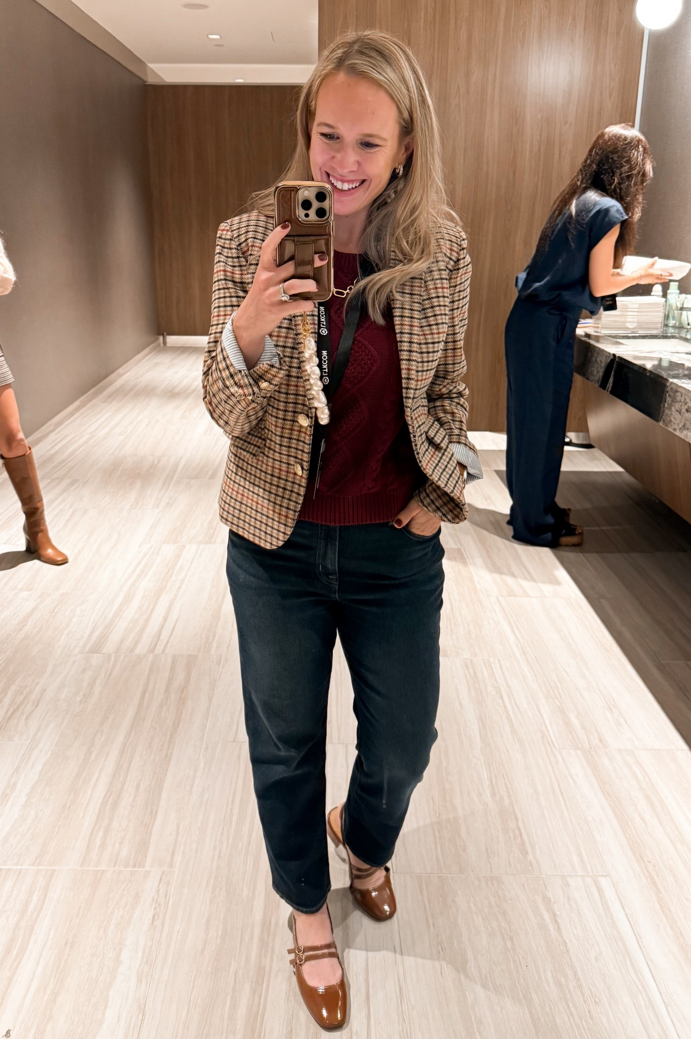 Fall casual style

#LTKCon #LTKFindsUnder100 #LTKOver40