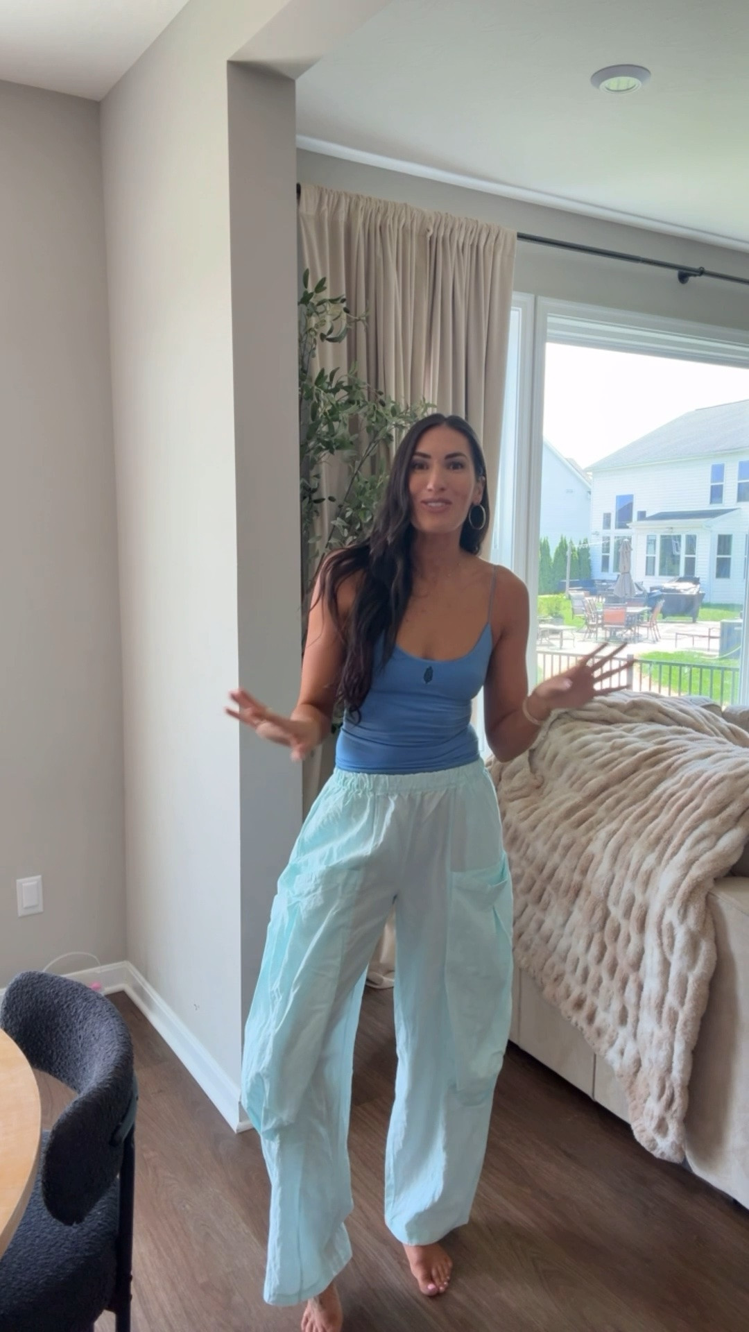 Cutest mommy outfit 
I got a xs / s in the tank but I would size up it fits a little small 
Size small in the pants 
I also linked similar Amazon items 🩵
Outfit idea

#LTKdayinmylife #LTKmomlife #LTKootd