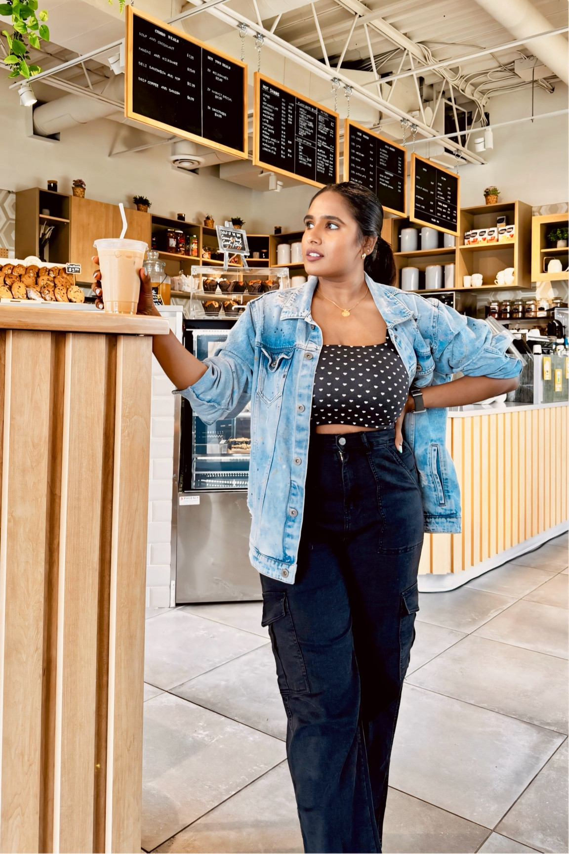 A casual day coffee outfit ☕️

#LTKcurves #LTKmidsize #LTKcanada