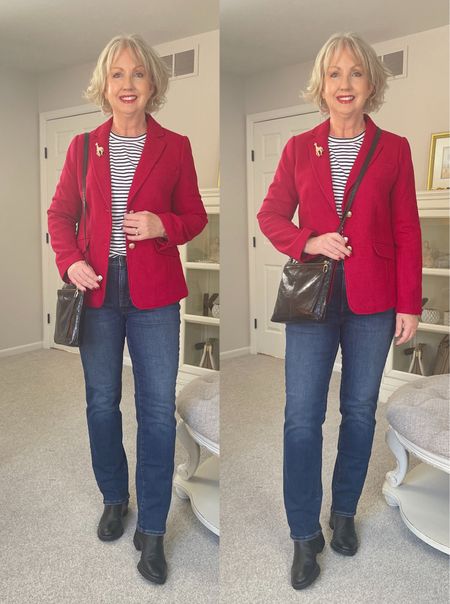 This classic blazer will elevate any look this season.🛍️

#LTKHoliday #LTKover40 #LTKstyletip