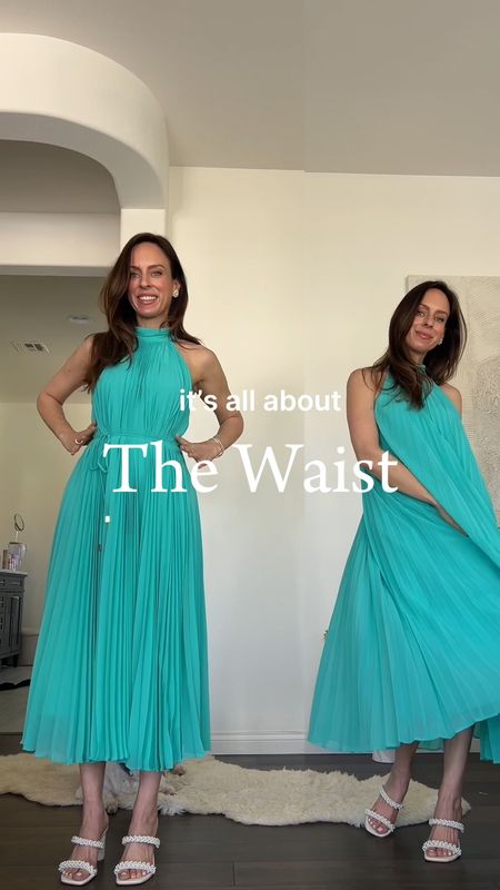Want the look of an hourglass silhouette? There’s one thing to remember: it’s all about the waist. Wearing a 0 in the pleated dress and XS in the maxi  

#LTKstyletip