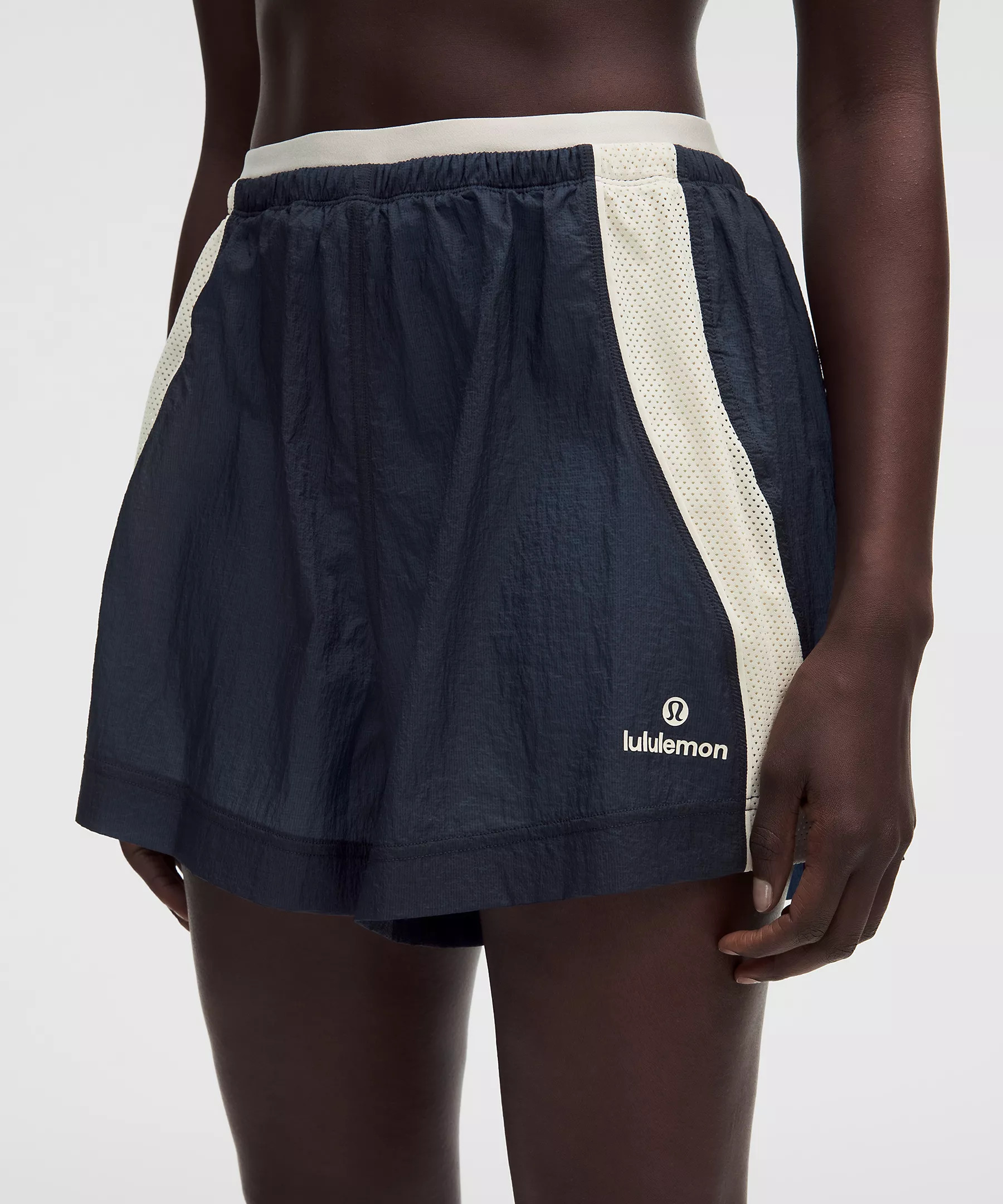 License to Train Textured High-Rise Short 4" | Lululemon (US)