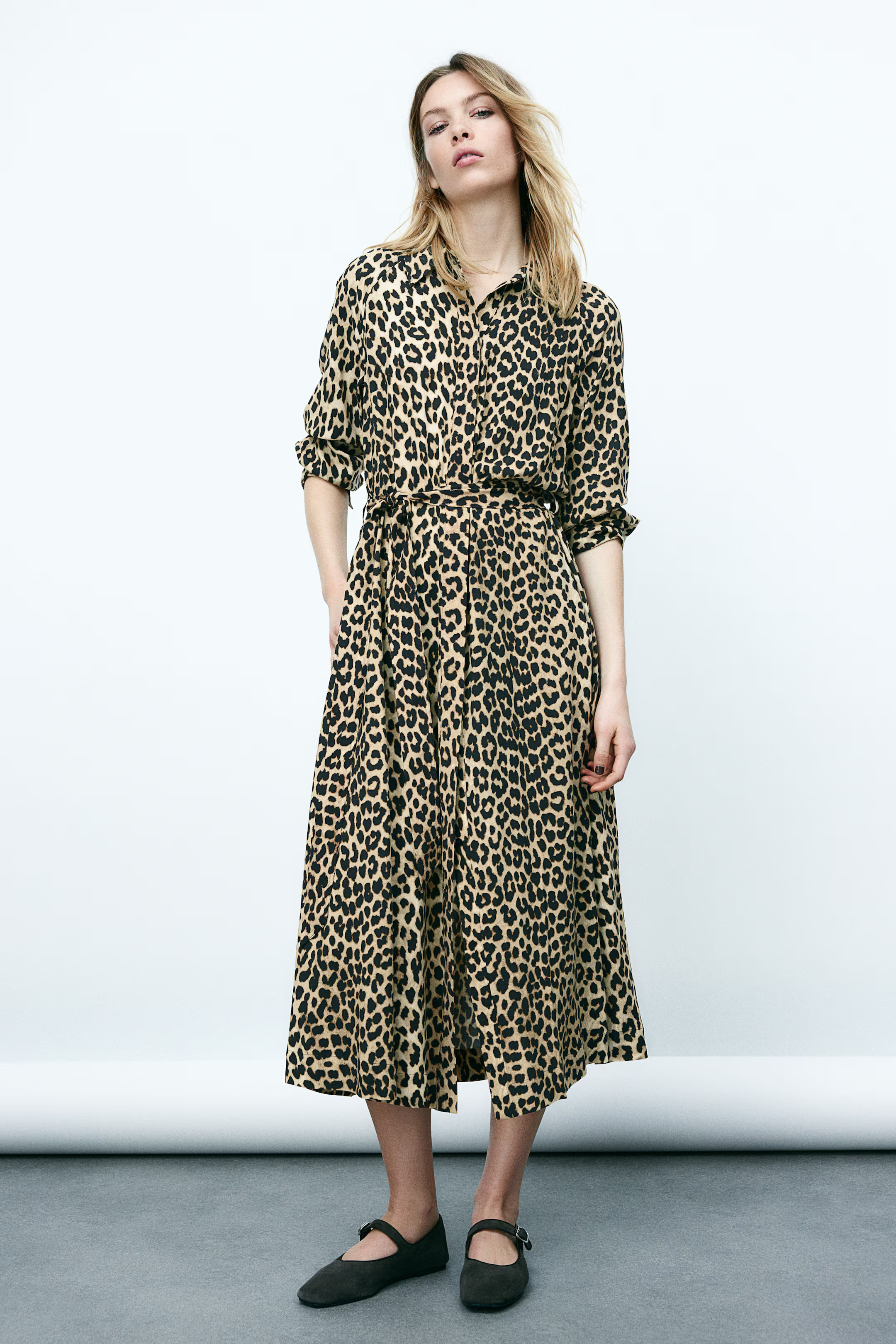 Tie-belt viscose shirt dress | H&M (US + CA)