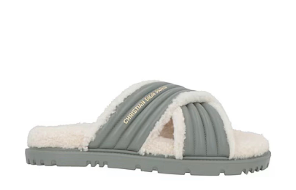 Retail $1,250 now $552 at checkout 🏃🏻‍♀️

#LTKSaleAlert