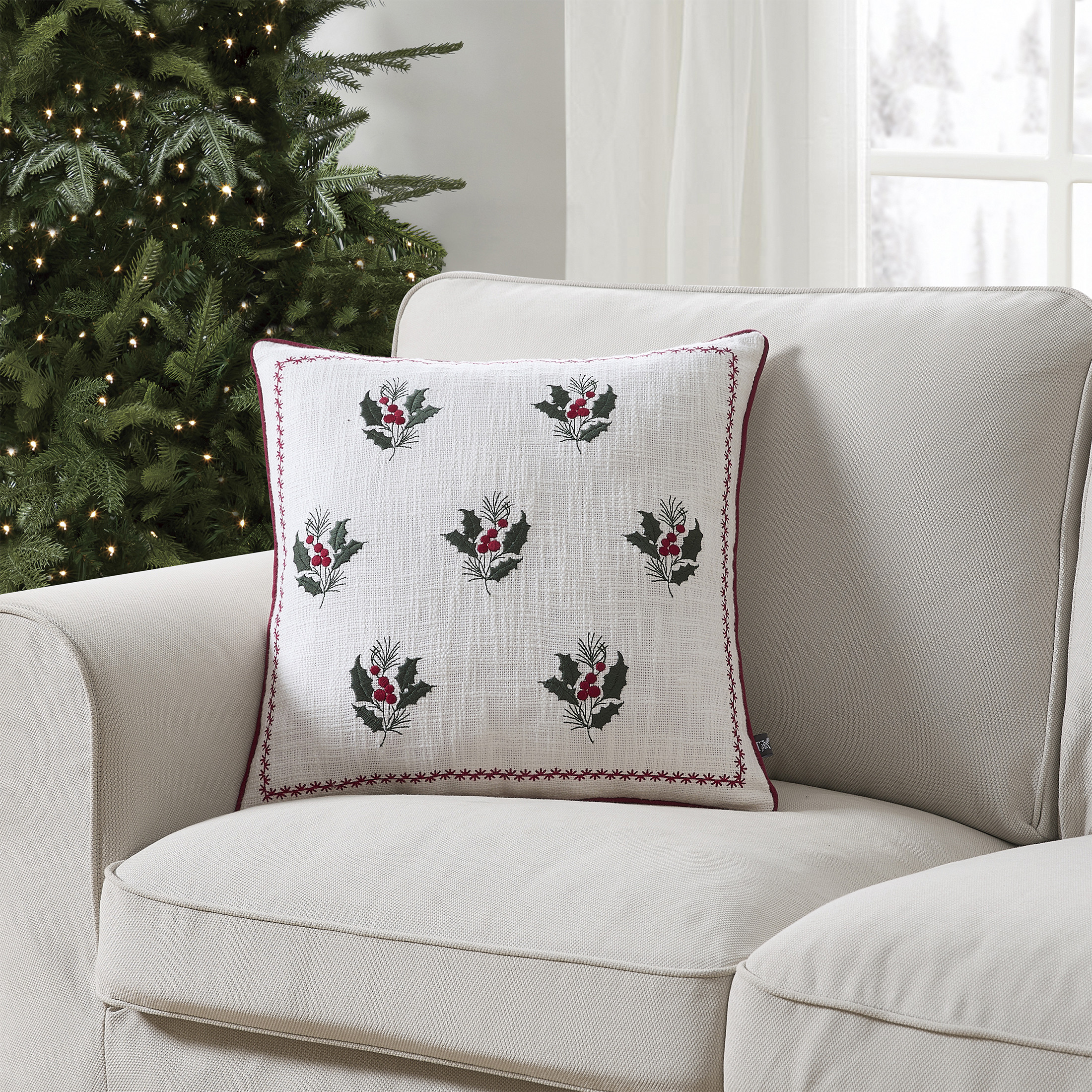 My Texas House Sia 18" x 18" Multicolor Holly Decorative Pillow | Walmart (US)