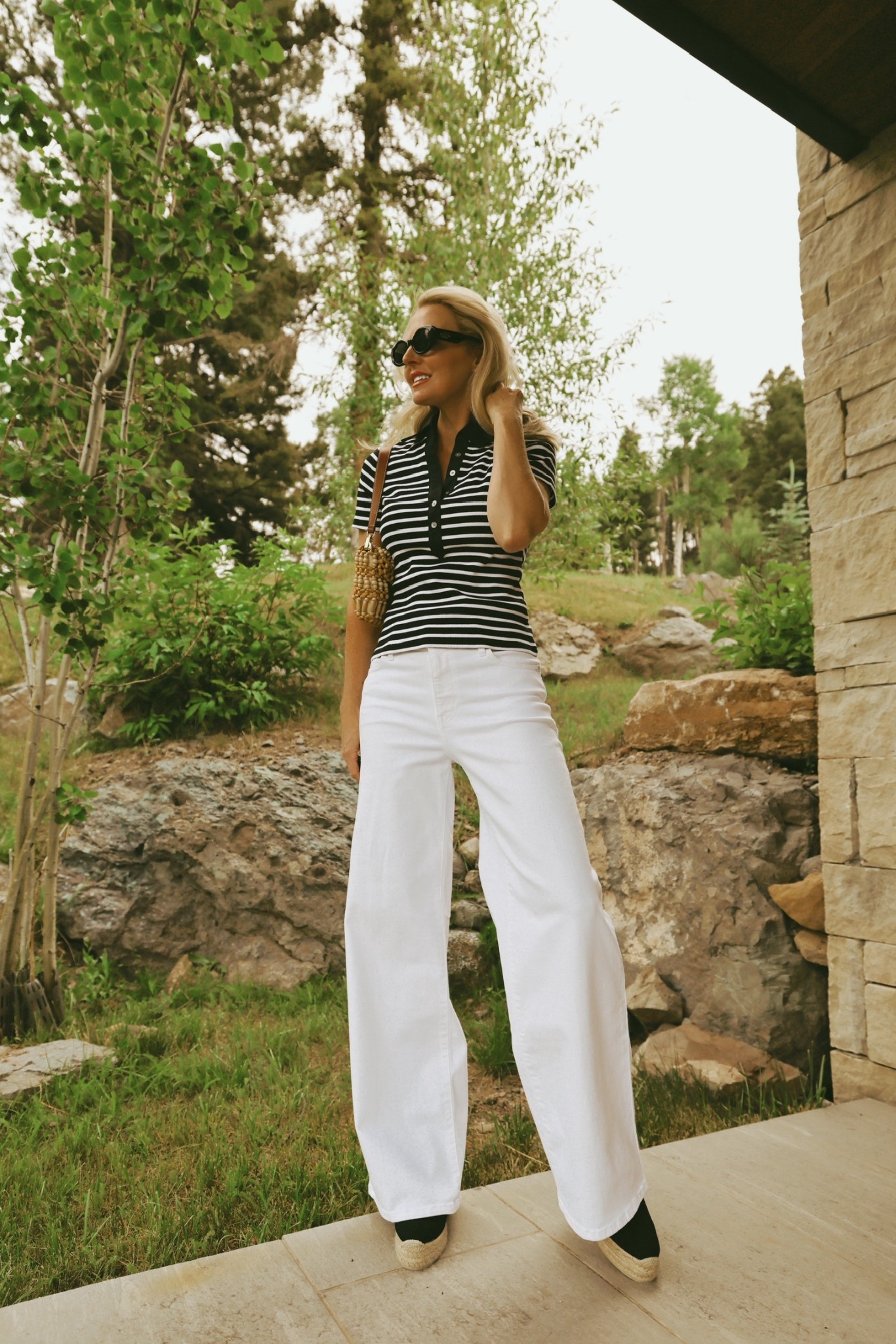 Channeling “Carolyn Bessette on a beach vacation.” 🌊 Who else loves East Coast summer style? Its timeless appeal and understated luxury is difficult to be matched! I also love how versatile these pieces are and that they will stand the test of time in my closet. I can wear them today and 10 years from now! 


~Erin xo #LTKFindsUnder100

#LTKSeasonal