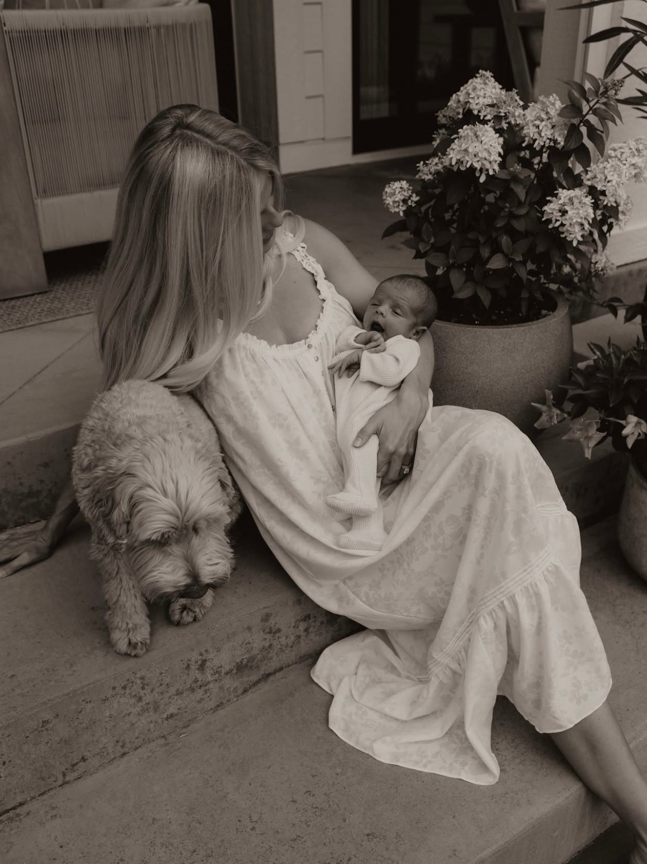 SIZE: small in nightgown- since it’s a night gown, it’s a little sheer… would need a dress if wearing out. #kathleenpost

Newborn photoshoot outfits, newborn phase, postpartum outfit

#LTKmomlife #LTKBaby