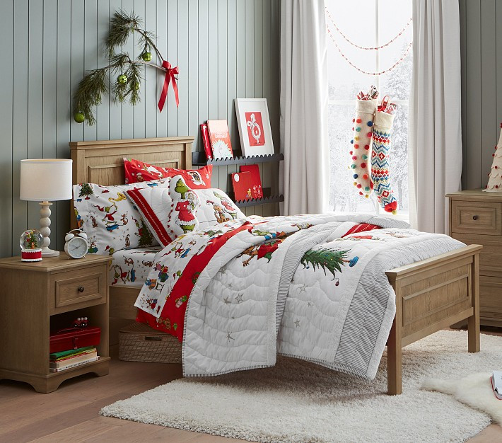 Dr. Seuss's The Grinch™ Quilt & Shams | Pottery Barn Kids