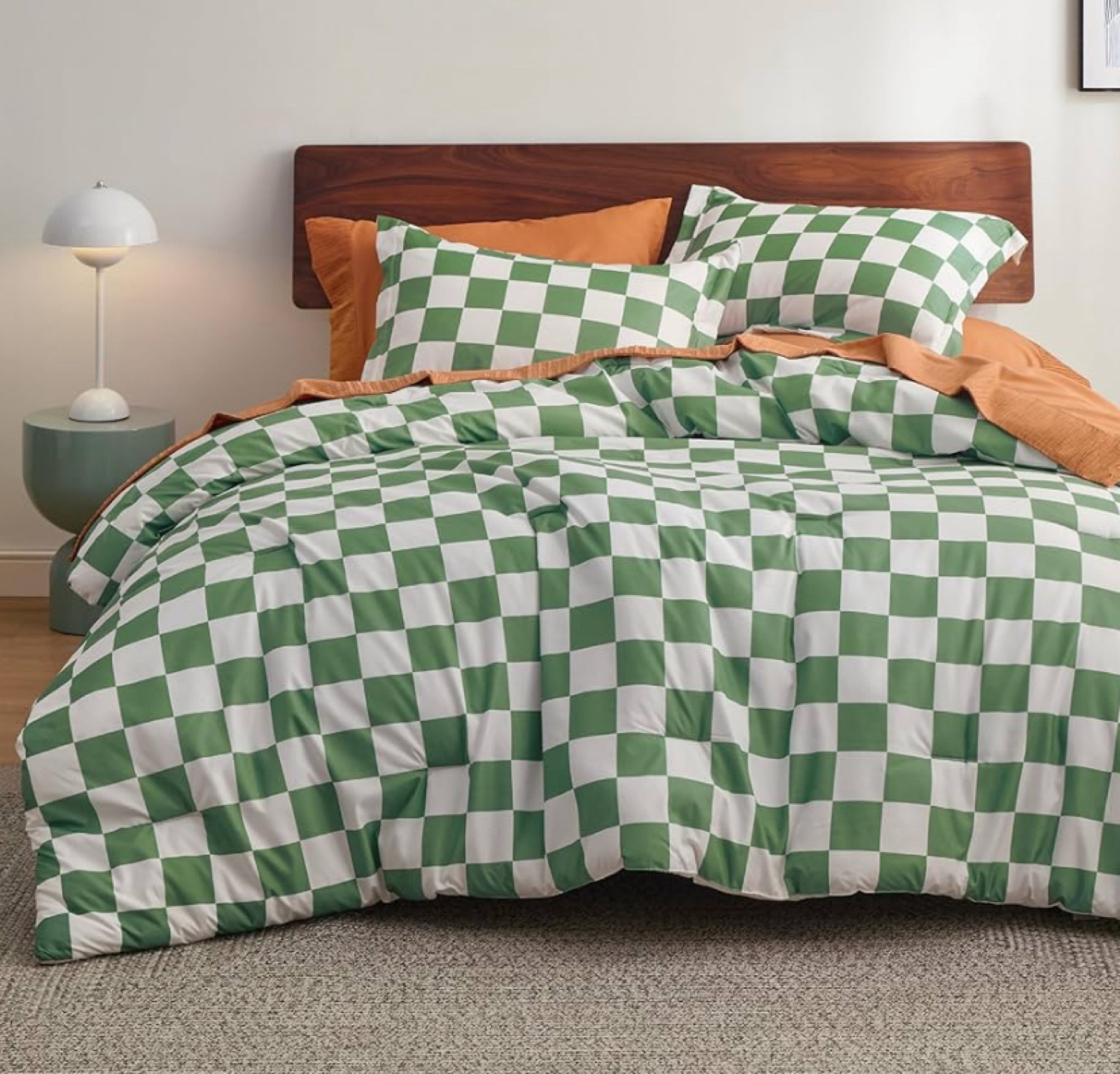 Bedsure Green Checkered Comforter Set - Bedding Comforter Set Queen, Green White Fluffy Grid Plaid Comforter, 3 Pieces, Includes 1 Comforter (90"x90") and 2 Pillow Shams (20"x26"+2")

#LTKGiftGuide #LTKFindsUnder50 #LTKSaleAlert