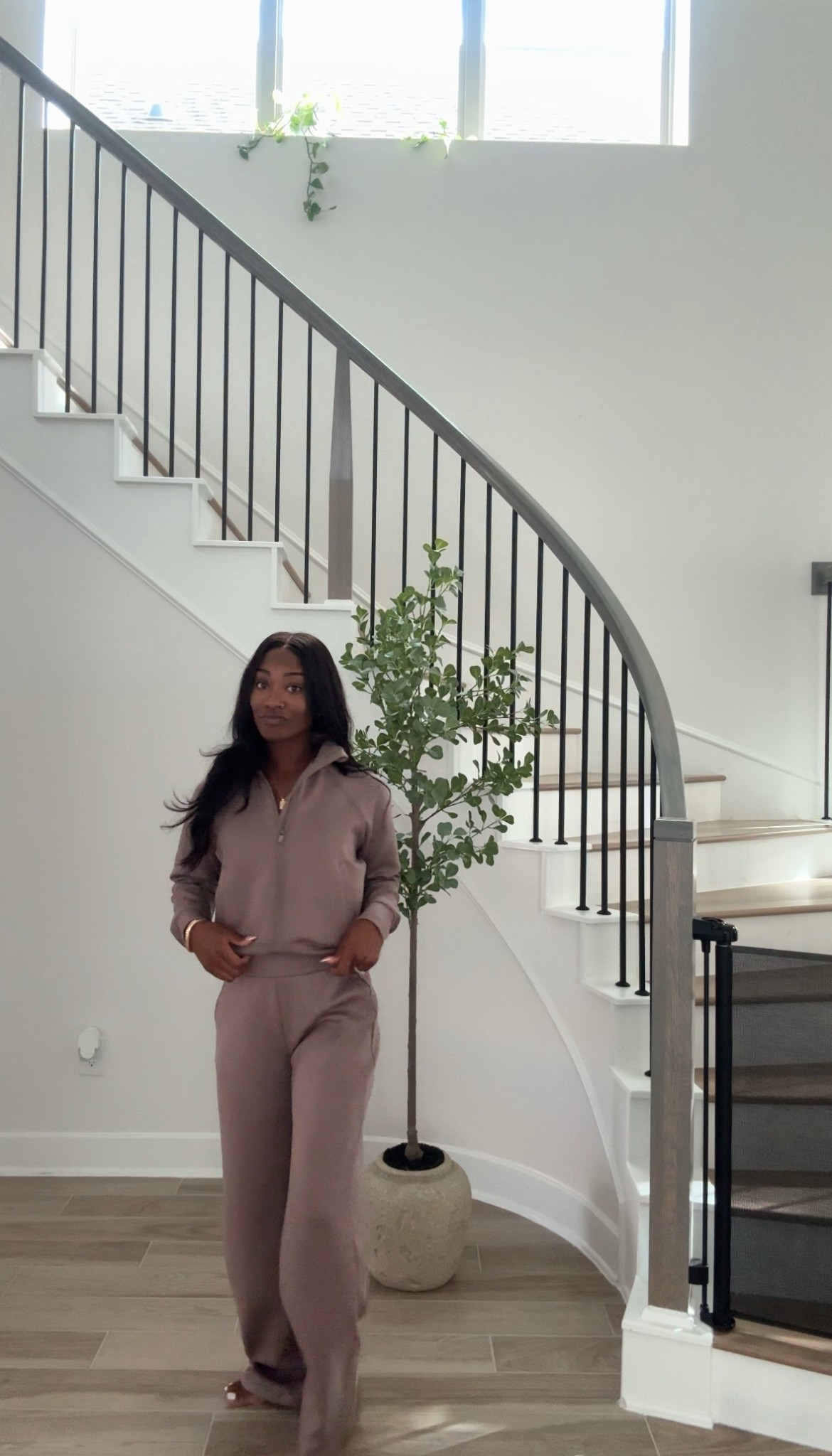 The athleisure set of my DREAMS!!! I’m wearing an xs in both 

#LTKmomlife #LTKActive #LTKgrwm