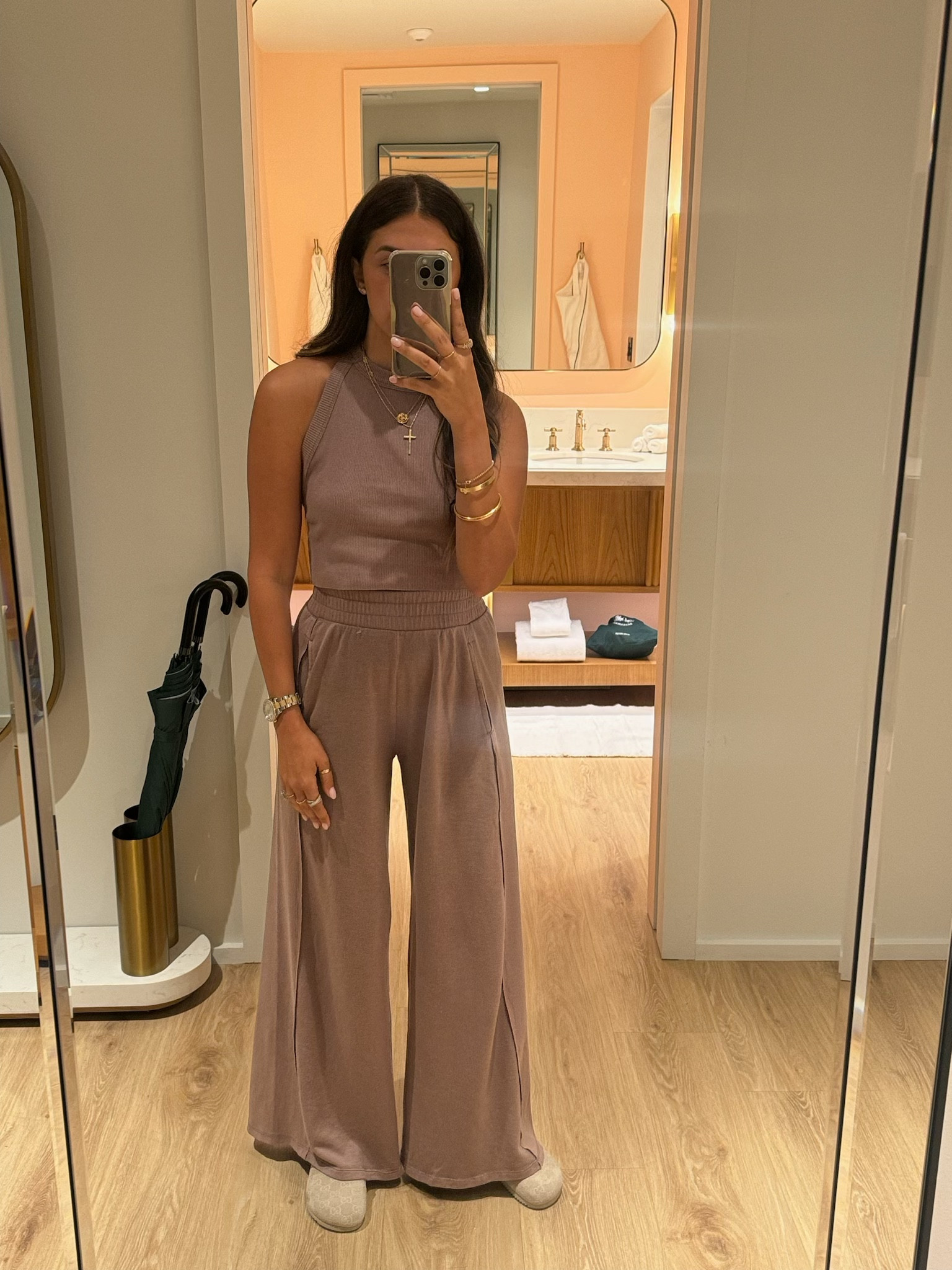 Set: medium 

Got so many questions on this set when I posted in the other color I got. I loved it so much I ordered this second color. @fpmovement #fpmovementpartner