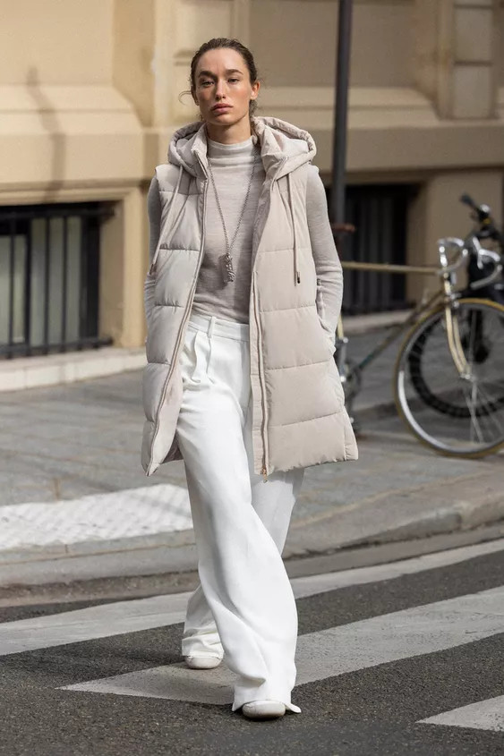 LONG PADDED HOODED VEST | Zara US