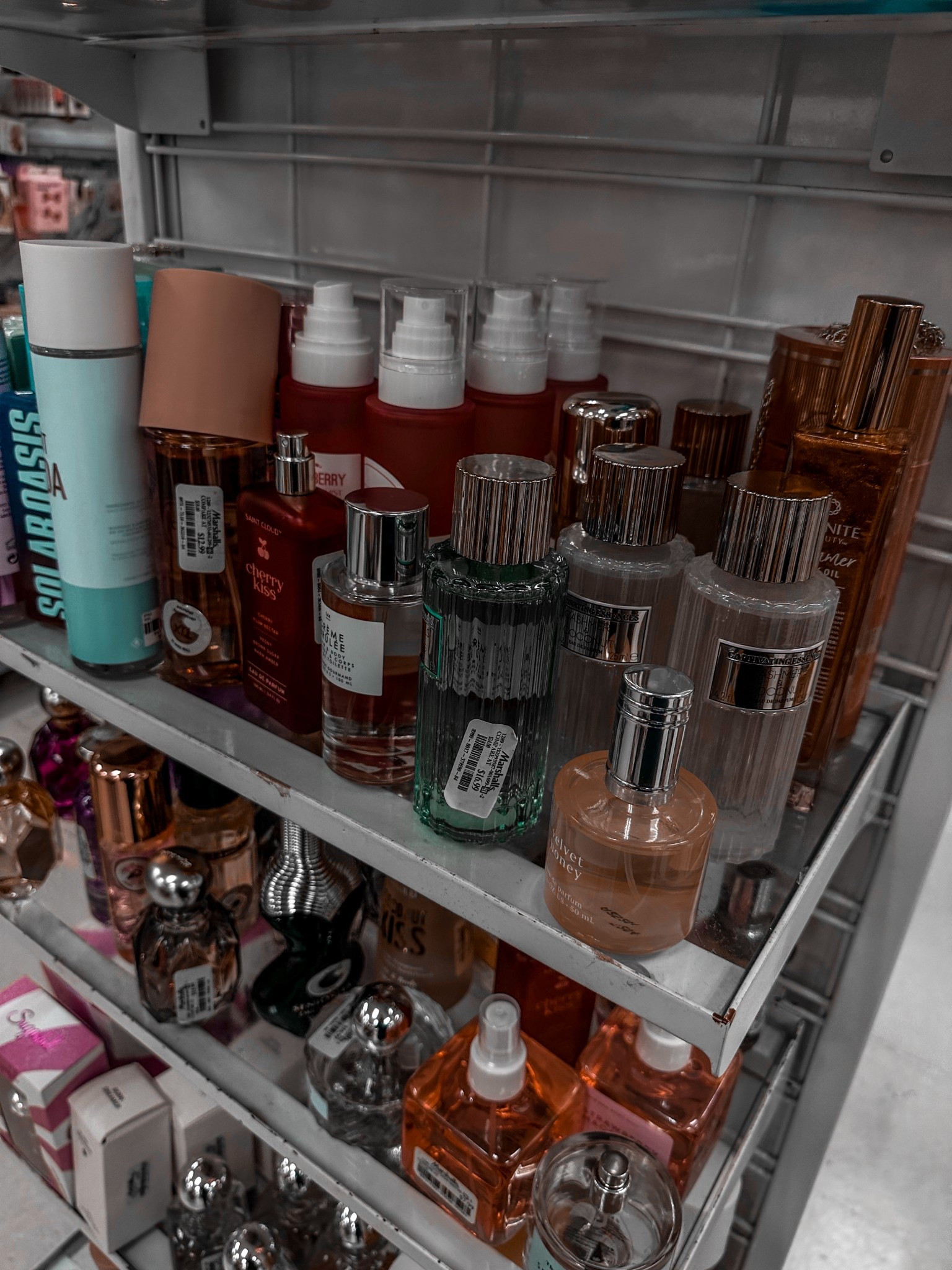 What I love about Marshalls/TJMaxx: you never know what fragrance gems you’ll find 😍
Affordable, aesthetic, and perfect for layering.
I’ll link dupes + best everyday scents on LTK ✨

#LTKGiftGuide #LTKSeasonal #LTKHoliday