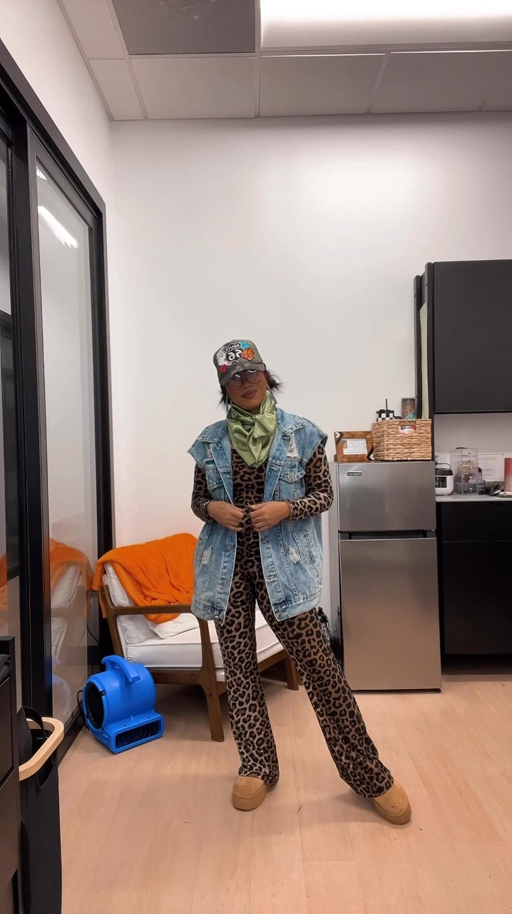 I am 5’2 and wear a medium in everything. The vest is a large  

#LTKWorkwear #LTKStyleTip #LTKBeauty