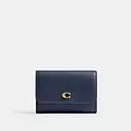 Essential Flap Card Case | Coach (US)