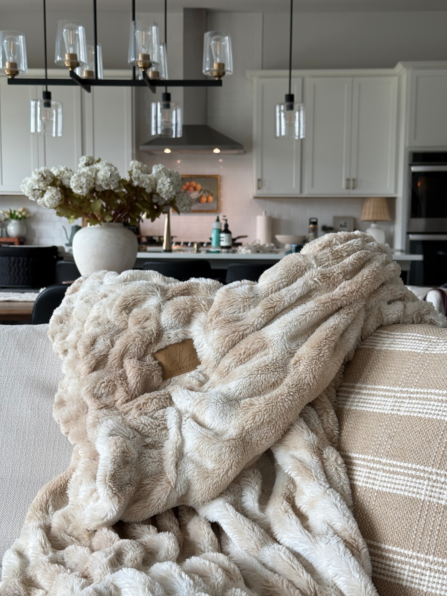 These Lola blankets are our absolute favorite, ridiculously soft, and a cozy heavyweight feel. They gave me a 
50 % off coupon for you! Use ZACH50 for half off!

#LTKFamily #LTKHome