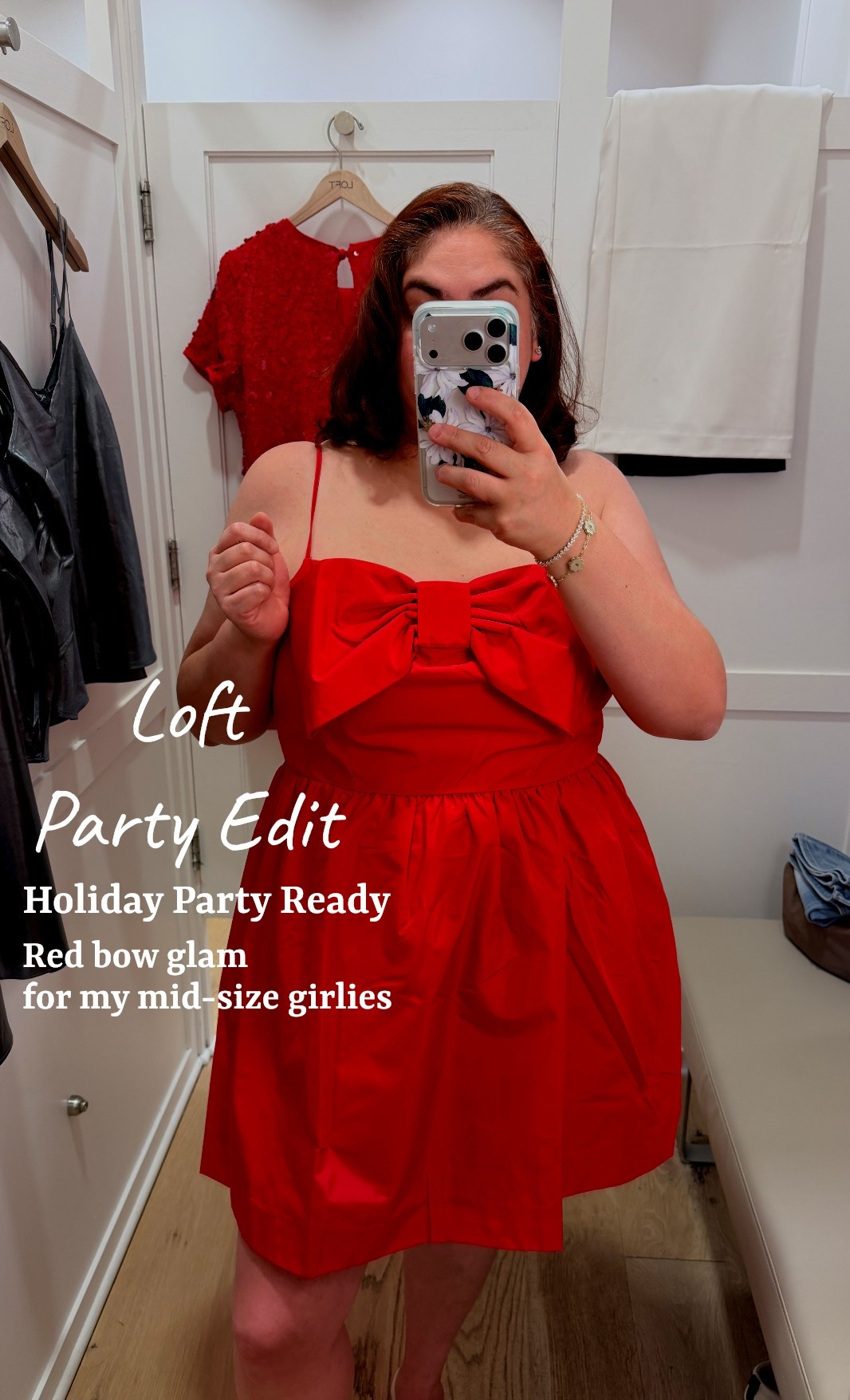This red bow dress is stealing the whole season 🎁. Holiday finds from Loft. 

X-Large for reference. 


#LTKMidsize #LTKHoliday #LTKFindsUnder100
