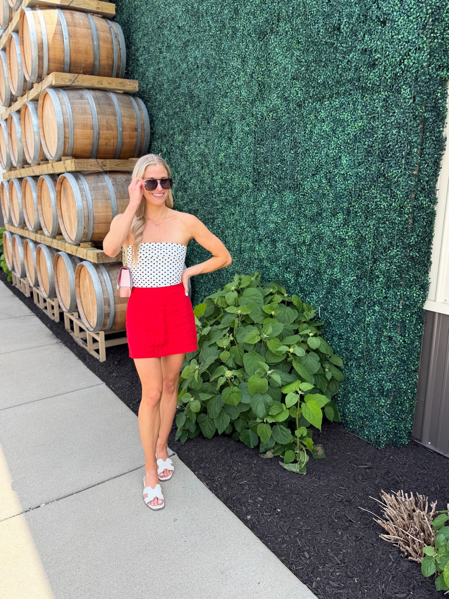 Xs top and skort TTS! Perfect for brunch or a winery!
❤️❤️❤️❤️❤️❤️❤️❤️❤️❤️❤️
Brunch outfits. Date night outfits. Summer outfits. Vacation outfits beach. Beach vacation outfits. Tube tops. Summer tops for women. Linen skirt. Linen skort

#LTKgrwm #LTKootd