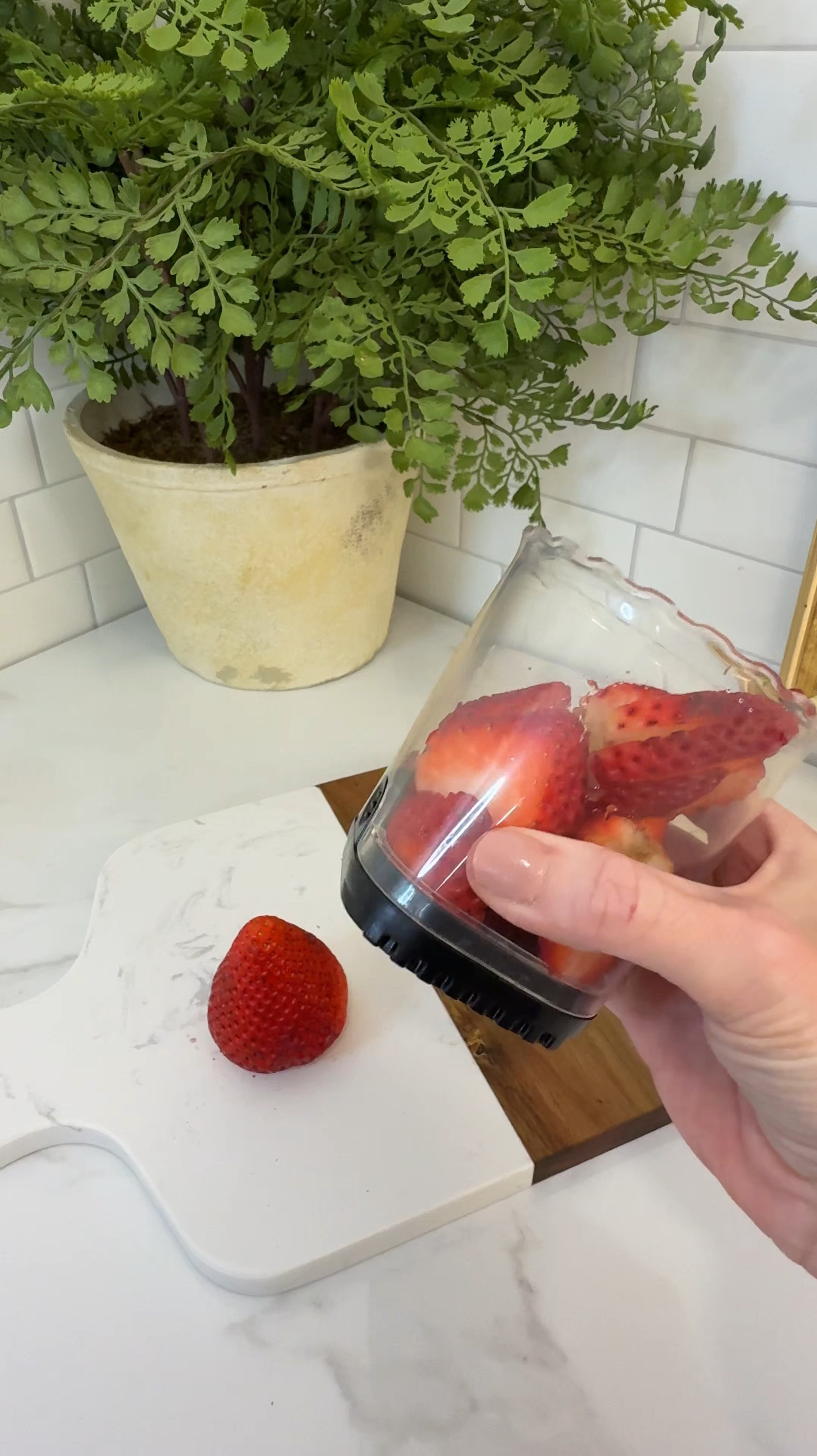 Sliced fruit and seconds! This fruit slicer makes prepping your favorite fruits, quick and effortless! Great for snacks, meal prep, and making healthy eating easier! Who else loves the kitchen gadget that saves time?

#KitchenGadgets #MealPrep. #amazonfinds #ltkfinds #FruitSlicer #KitchenEssentials #LTKHome