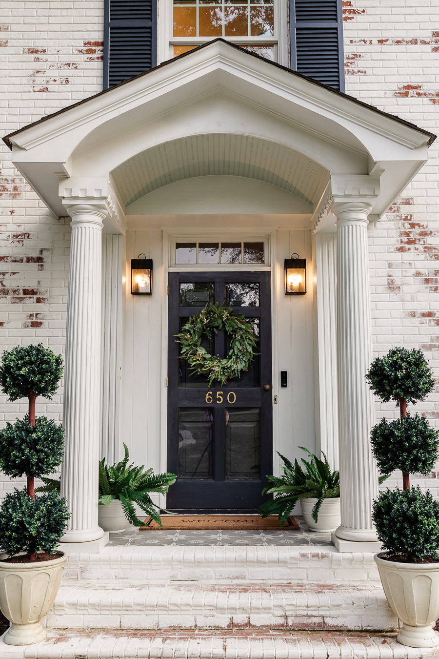 Porch decor 


Porch, topiary, wreath 

#LTKspring #LTKspringtrends