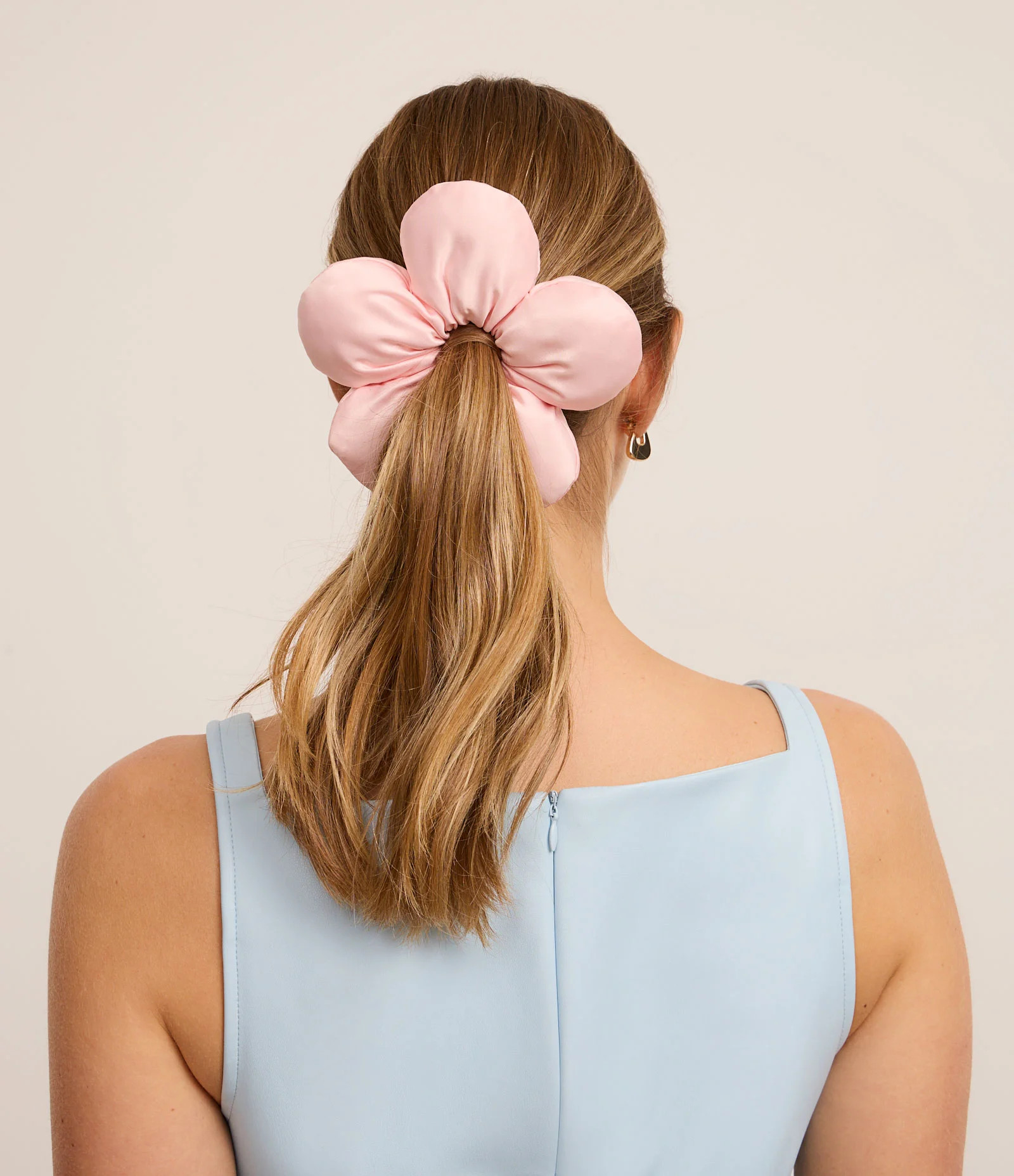 Scrunchie Puffer em Forma de Flor Rosa - Lojas Renner | Renner (BR)