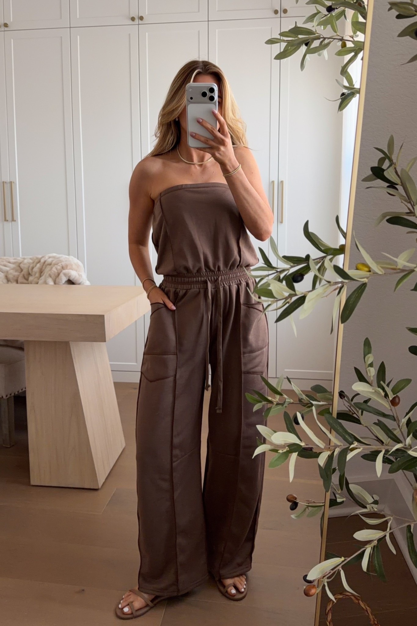 wearing an xs in my amazon jumpsuit!

amazon fashion, jumpsuit, matching set, finds under $50, casual outfits, fall outfits, michele jaliene

#LTKootd #LTKPetite