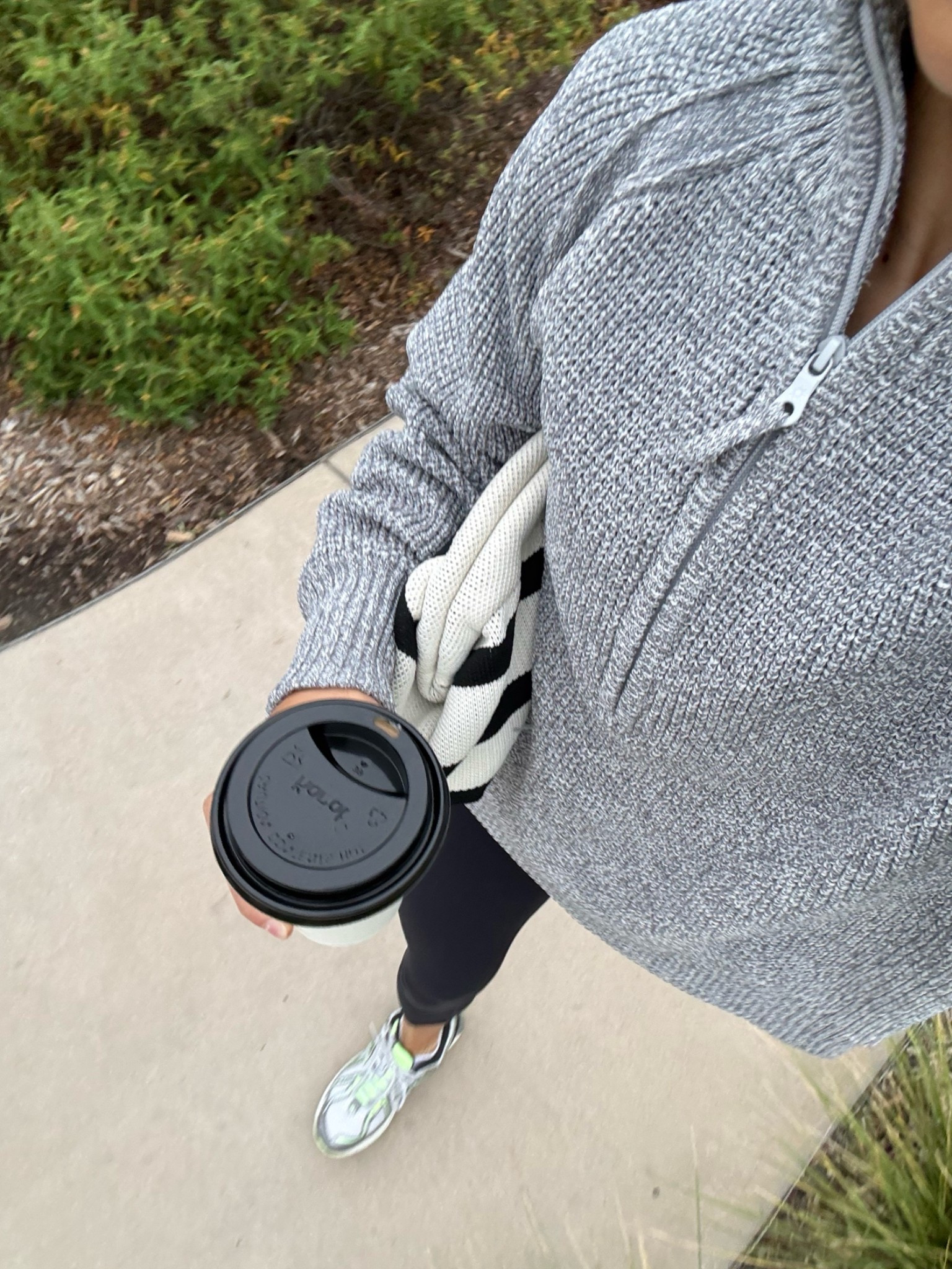 morning walk! size small in quarter zip & capris