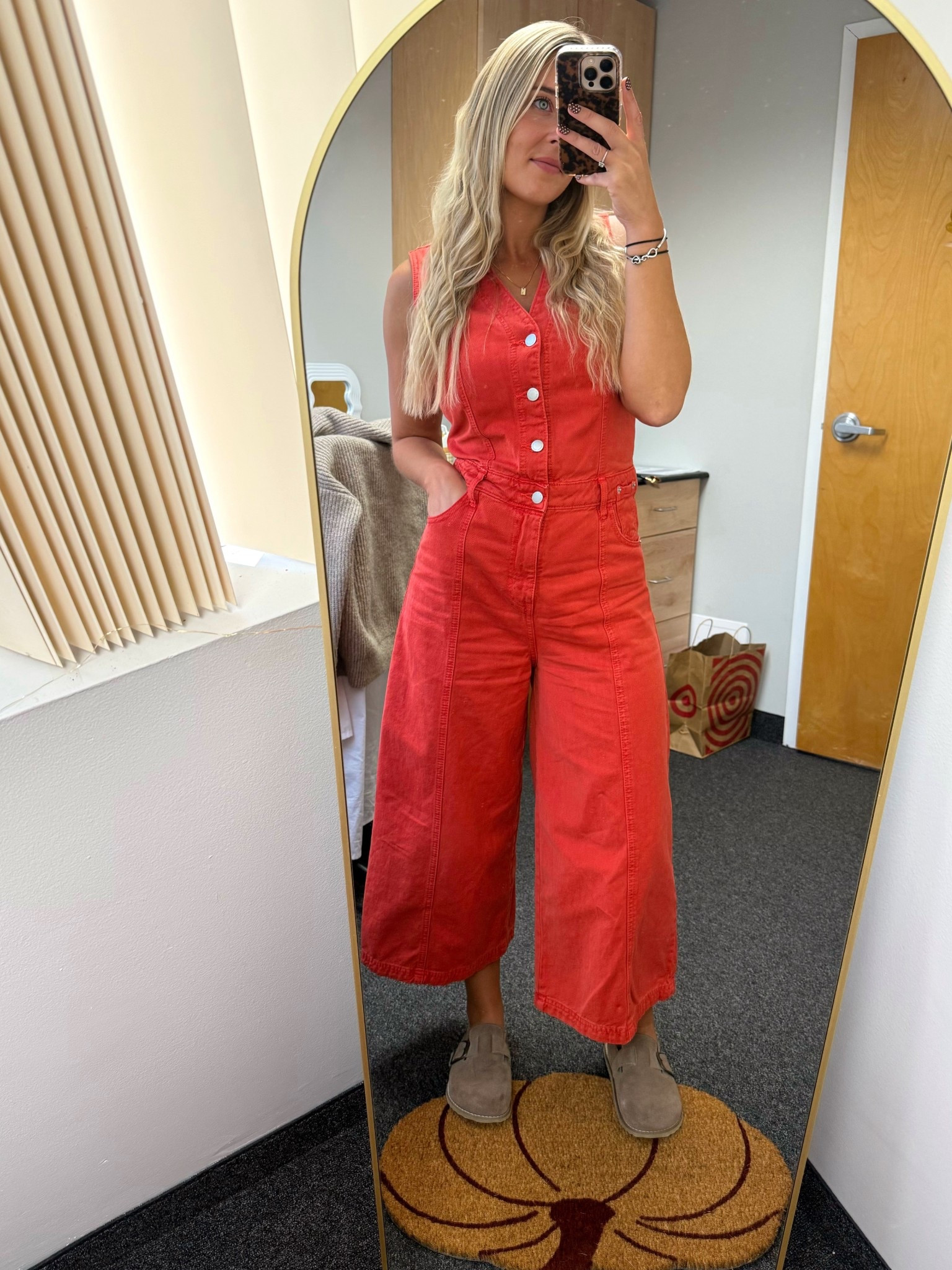 Fall work outfit🍂

#workoutfit #falloutfit #fallstyle #target #easyoutfit #denim #jumpsuit #fallshoes #amazon #birkenstock

#LTKWorkwear #LTKSeasonal #LTKSaleAlert