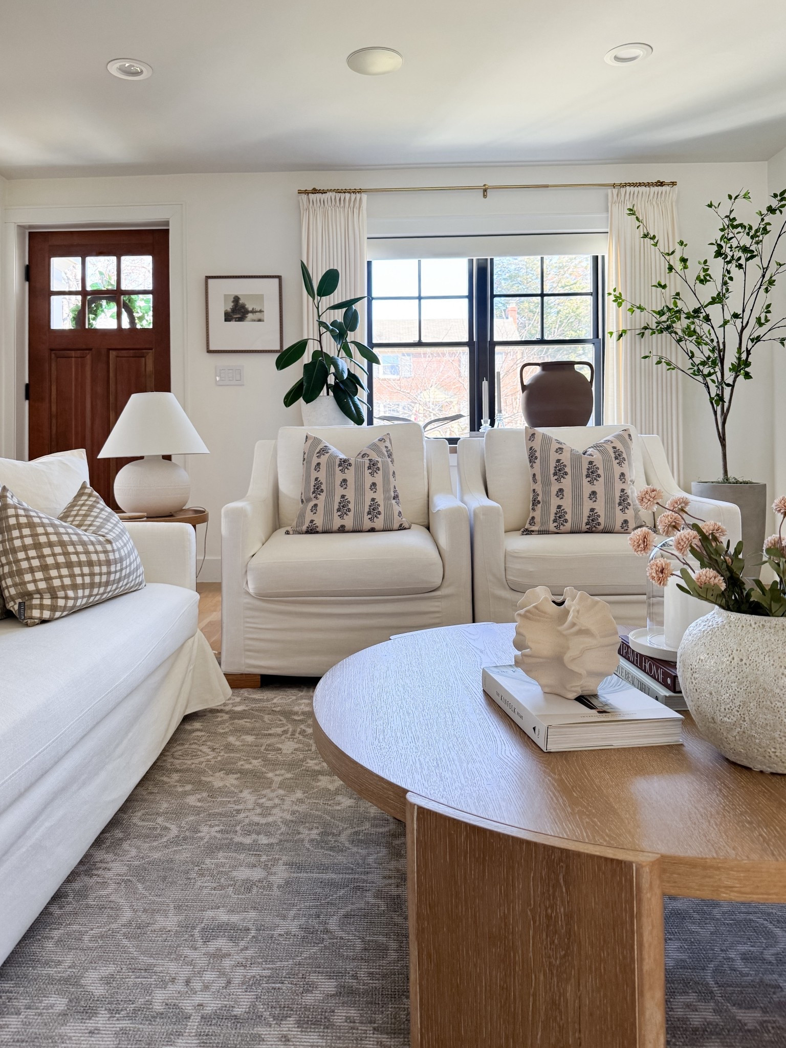 Timeless and neutral living room design 

#LTKHome #LTKSaleAlert