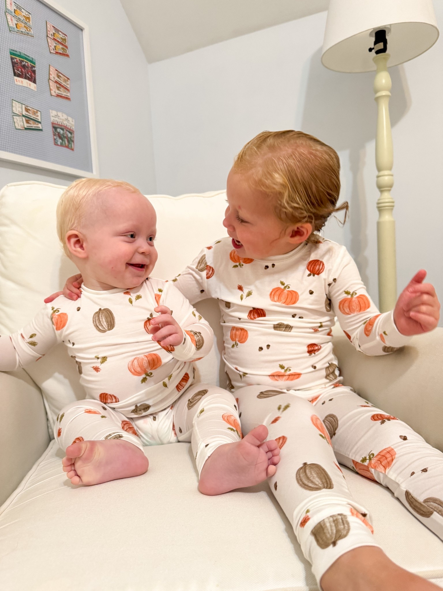 sweet sweet pumpkins!
these pumpkin pajamas are so soft and such a great price! 

Toddler Pajamas
Baby Pajamas
Fall Pajamas
Pumpkin Pajamas
Halloween Pajamas
Sibling Matching Pajamas
Sibling Sets

#LTKKids #LTKBaby #LTKFallSale