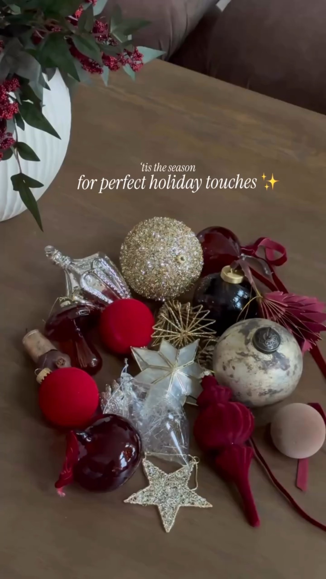 tis the season for beautiful holiday touches ✨ went with a classic red/burgundy vibe this year and it turned out so pretty… truly here for it♥️


#redchristmas #classicchristmasdecor #holidaystyling Christmas ornaments, class Christmas inspo, under $10, under $15

#LTKSeasonal #LTKHoliday #LTKHome