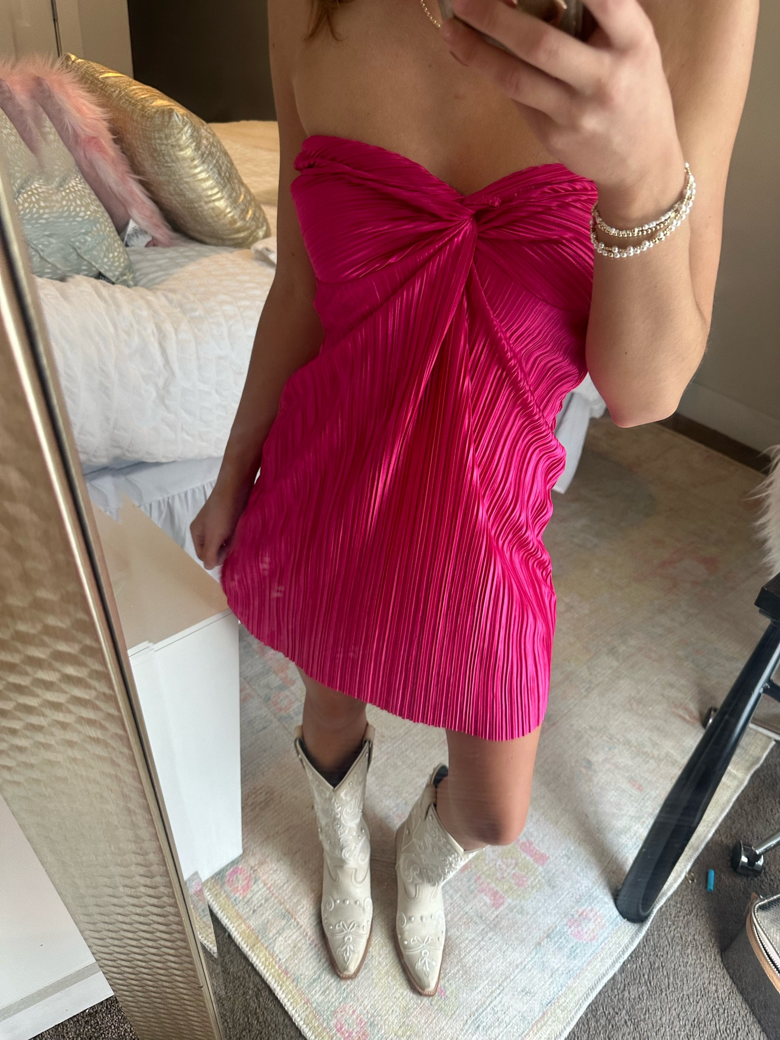 PrettyLittleThing dress perfect for country concerts!!🩷

#LTKFestival #LTKfindsunder50 #LTKU