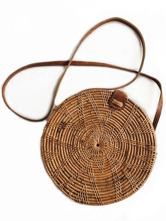 Round rattan basket bag, Bohemian round shoulder bag,Round shoulder bag, Woven Ata bag | Etsy DE