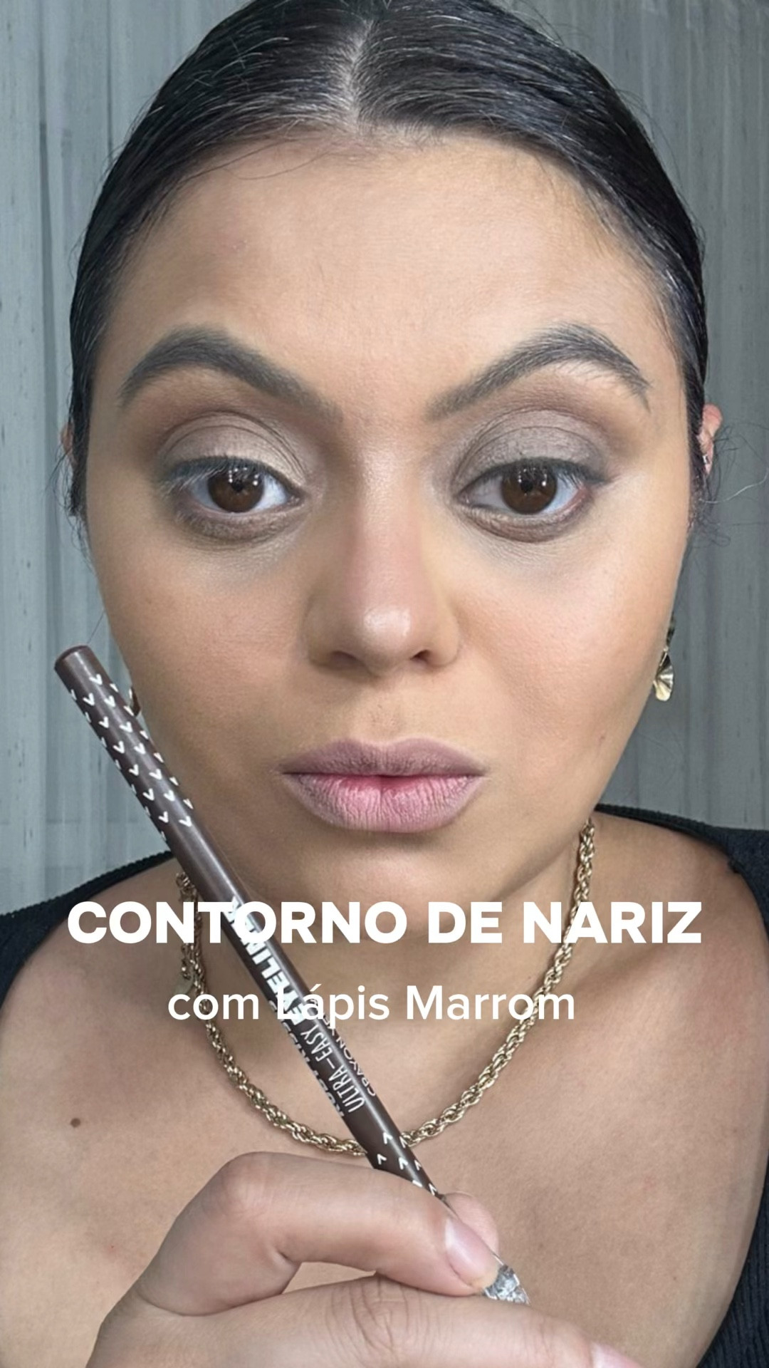 Todo mundo tem quer um lápis marrom! Melhor dica ever!!!

Lápis Ultra-Easy Cor: Brown @rubykissesbrasil

Já salva essa dica pra não esquecer

#tutorial #makeuptrends #maquiagem
#maquiagemviral #makeup
#truquesdemaquiagem #makeuptutorial #tutorialmakeup #tutorialdemaquiagem #truquesmakeup #dicasdemaquiagem
#dicasdemake #beautytips
#makeuptips #makeuptrend

#LTKbrasil #LTKbeauty