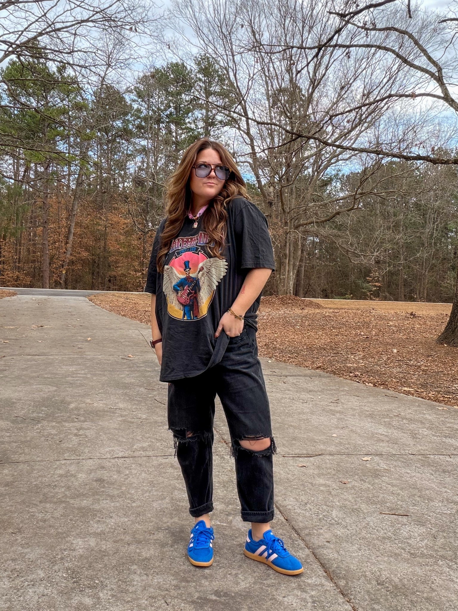 Walmart Graphic Tee: 2XL
Adidas: TTS
American Eagle Jeans: 8

#LTKootd #LTKSeasonal #LTKFindsUnder50