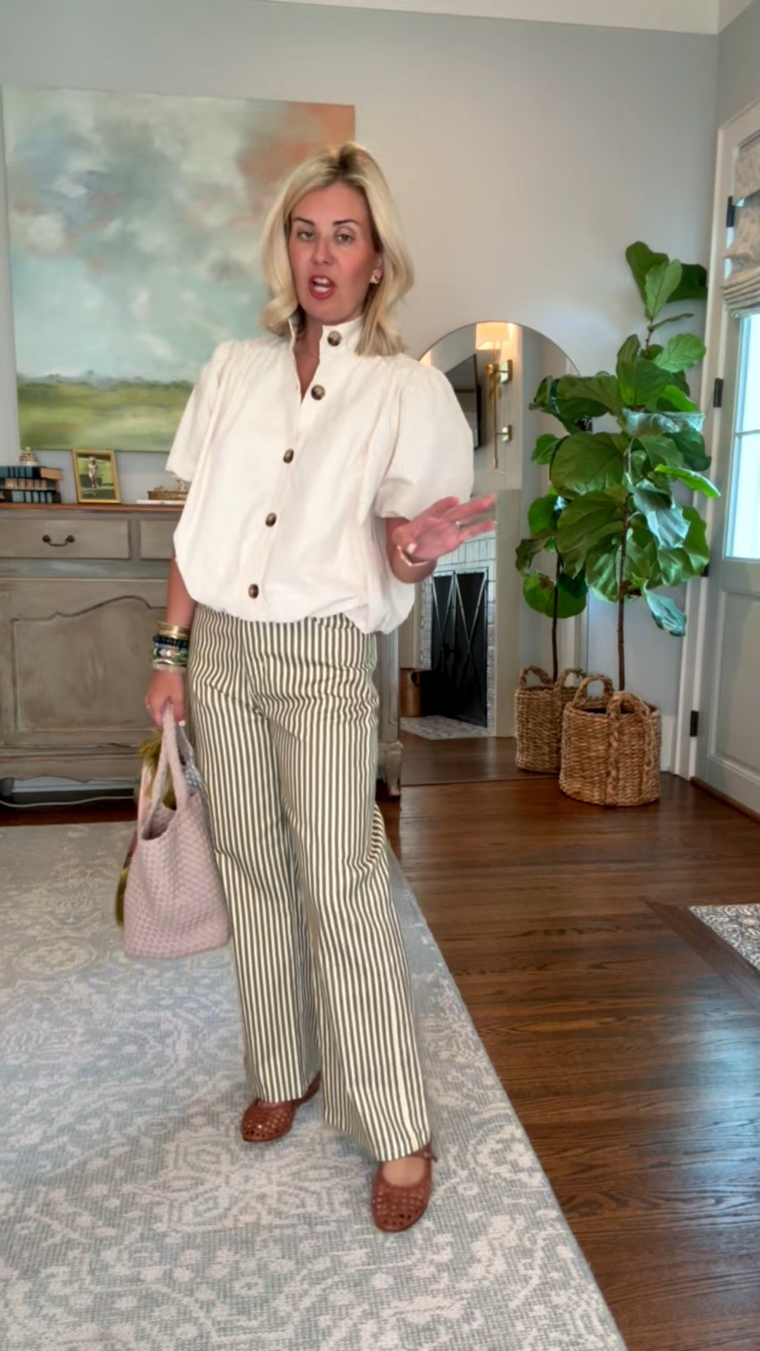 Easy OOTD….the top we are wearing with everything!! Yall these pants are such a yes!! I’m in a small in top & pants and 7.5 in Mary Jane’s (sized 1/2 down). 

*code Catherine20 at Allie + Bess

#LTKdayinmylife #LTKootd #LTKmomlife
