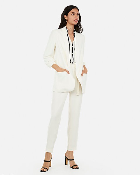 ruched sleeve boyfriend blazer | Express