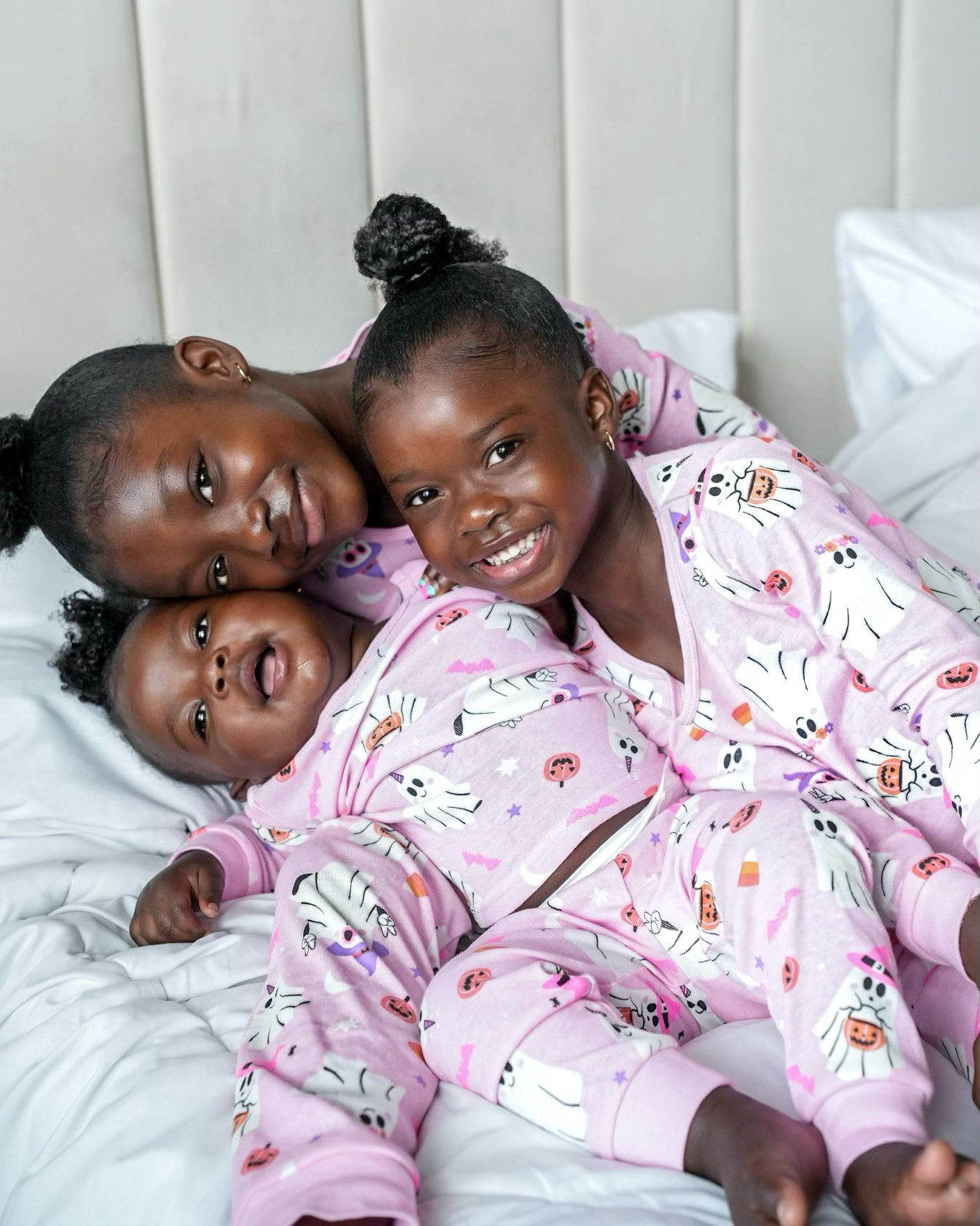 We made it to see a new month, what a blessing! 
Can’t believe October has officially ended
Happy New Month y’all 🤎

Are you looking forward to receiving new blessings this month?