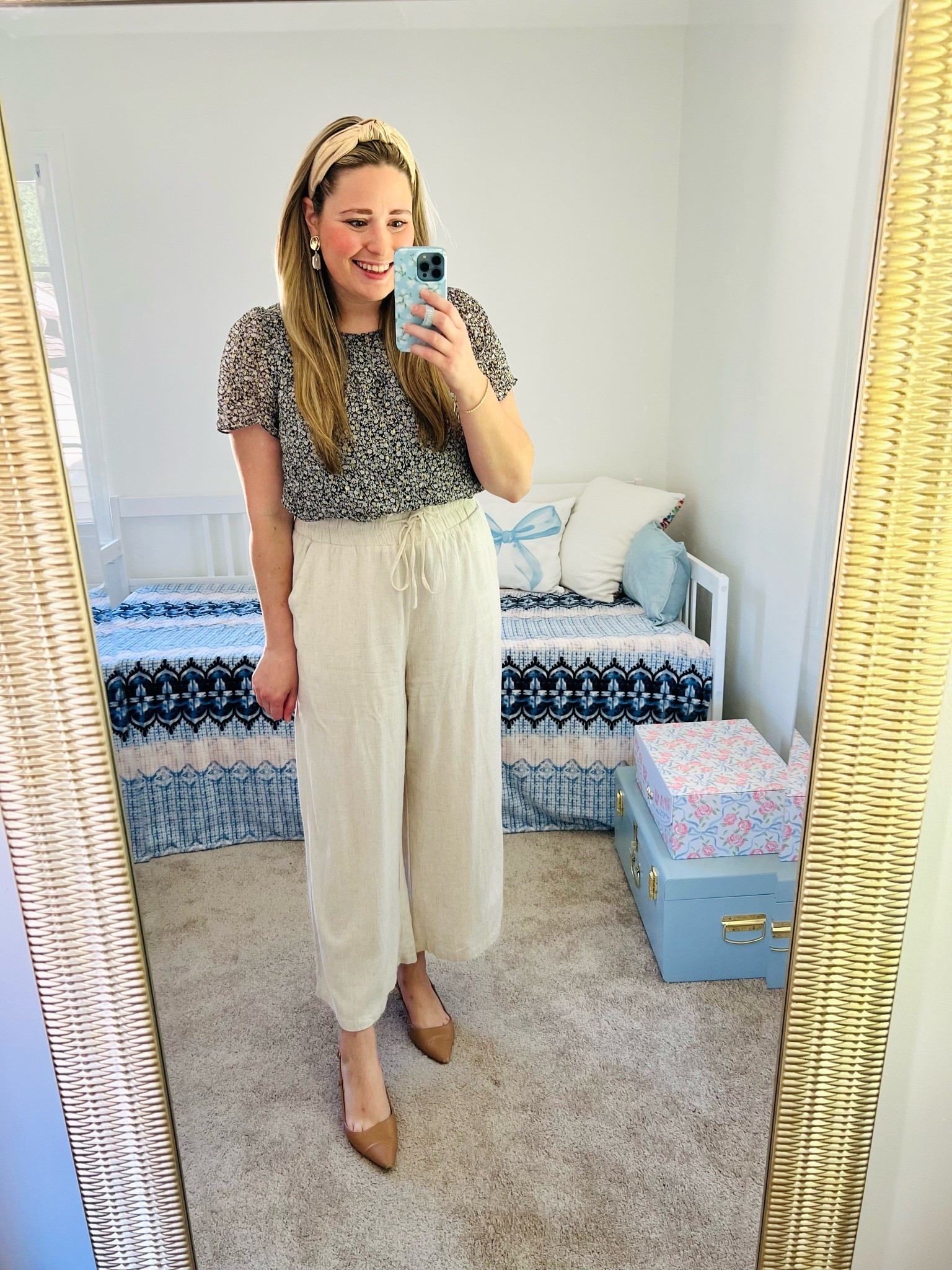 Business Casual || Work Outfit || Linen Pants

#LTKootd #LTKWorkwear