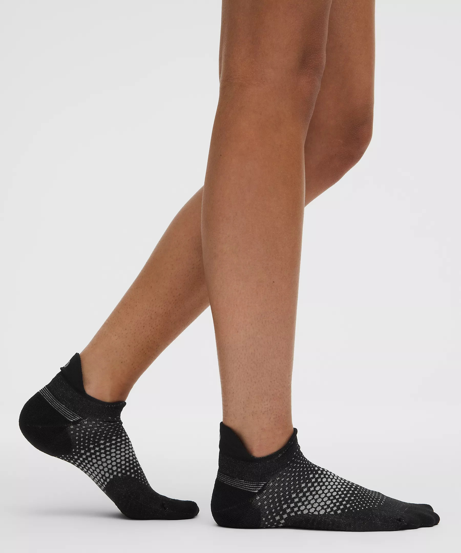 Women's MacroPillow Tab Running Socks Medium Cushioning | Lululemon (US)