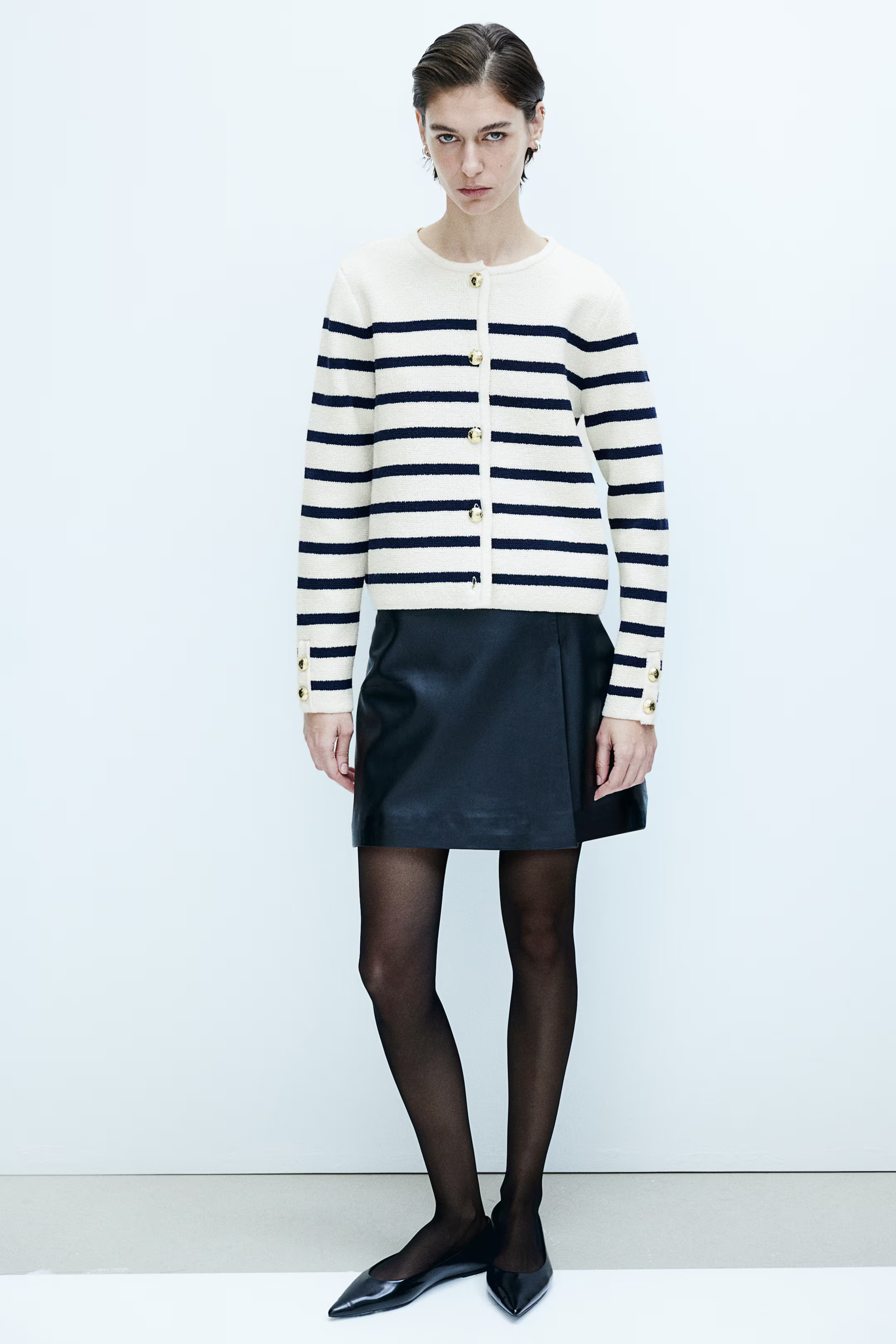 Knitted cardigan - Round neck - Long sleeve - Cream/Blue striped - Ladies | H&M GB | H&M (UK, MY, IN, SG, PH, TW, HK)