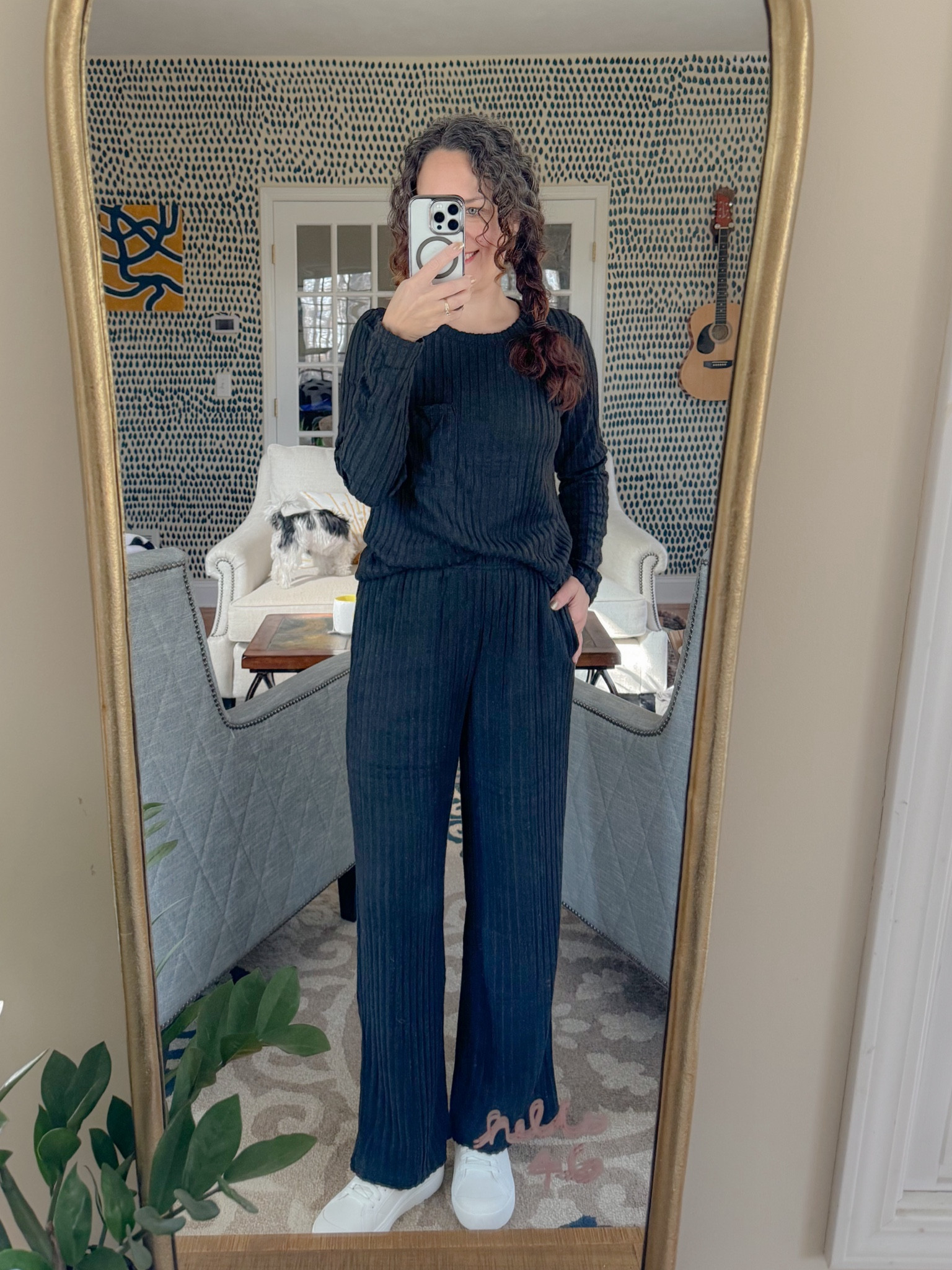 Winter cozy outfit. Amazon loungewear day for me! 

#LTKfindsunder50 #LTKSeasonal #LTKover40